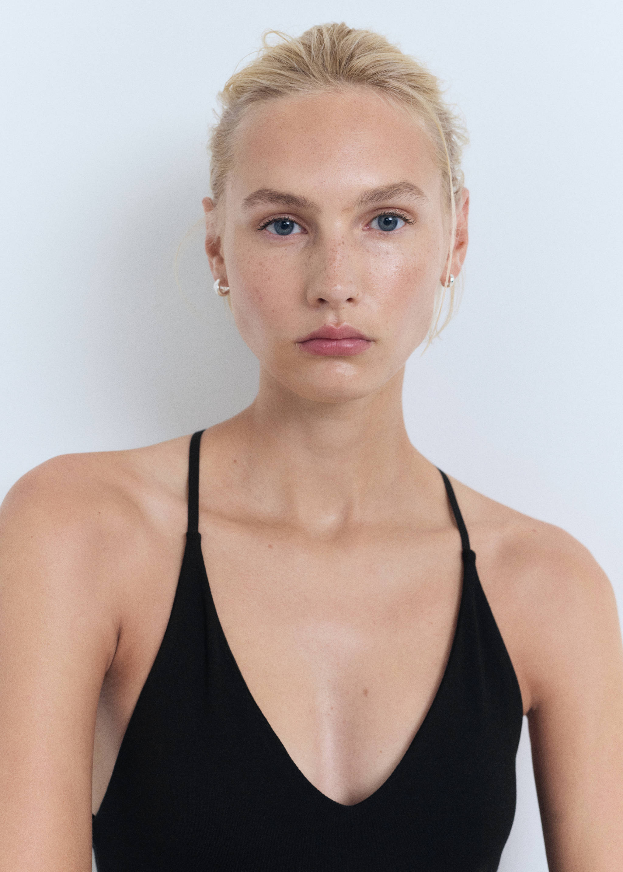 Robe midi décolletée dans le dos - Détail de l'article 1