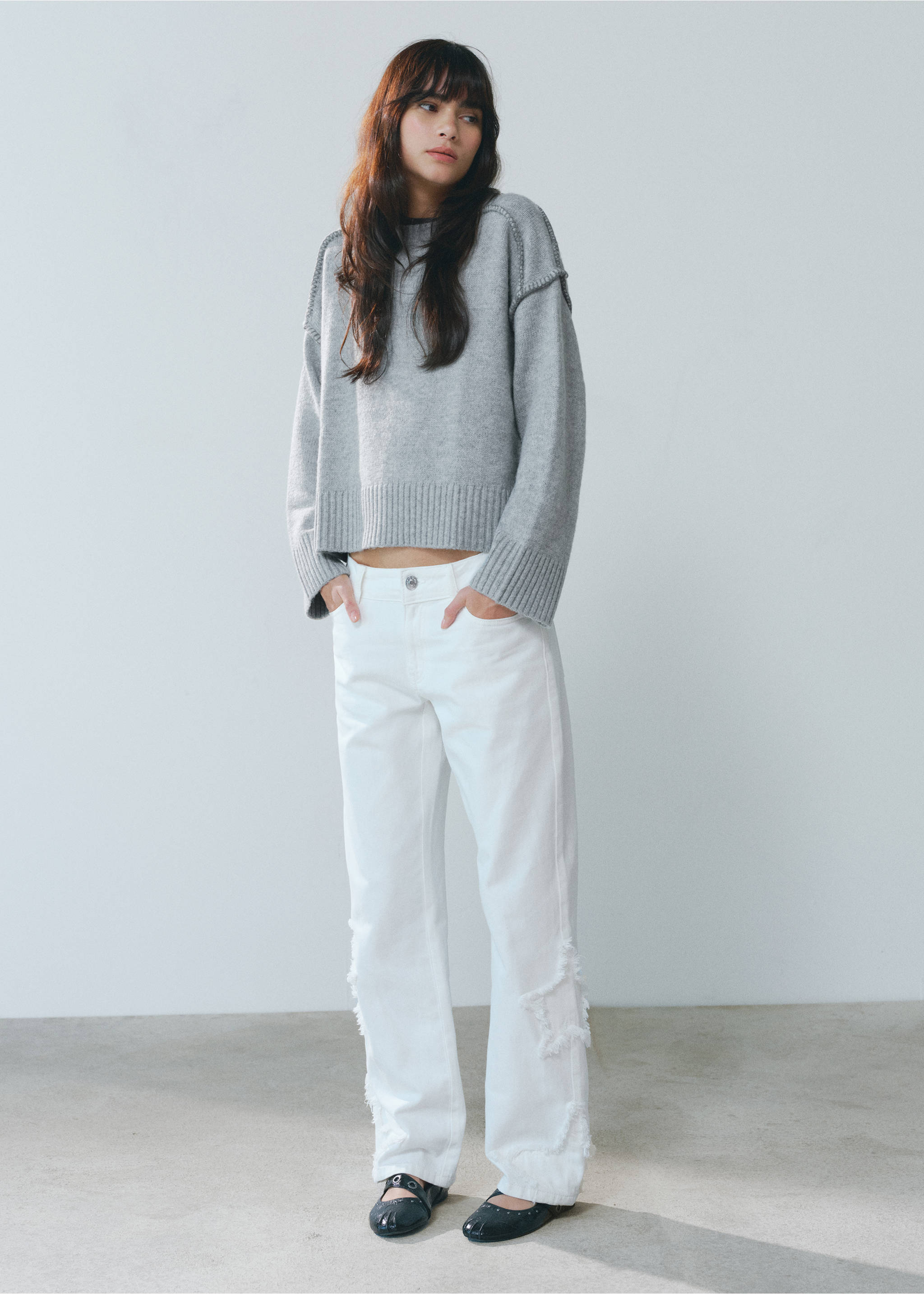 Straight-leg jeans with star embroidery - Details of the article 3, Off White. Ref: 17032913-00.