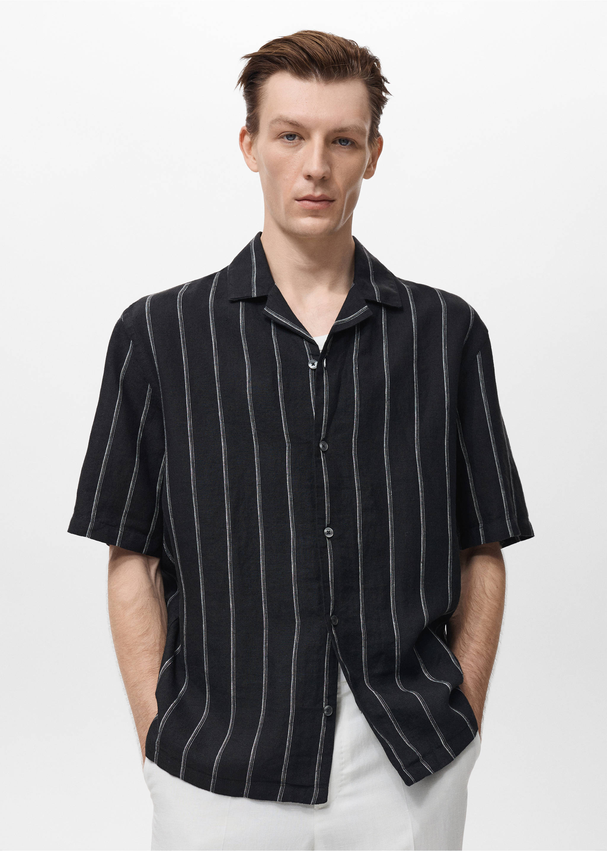 100% linen short-sleeve striped shirt - Medium plane, Black. Ref: 17032914-00.