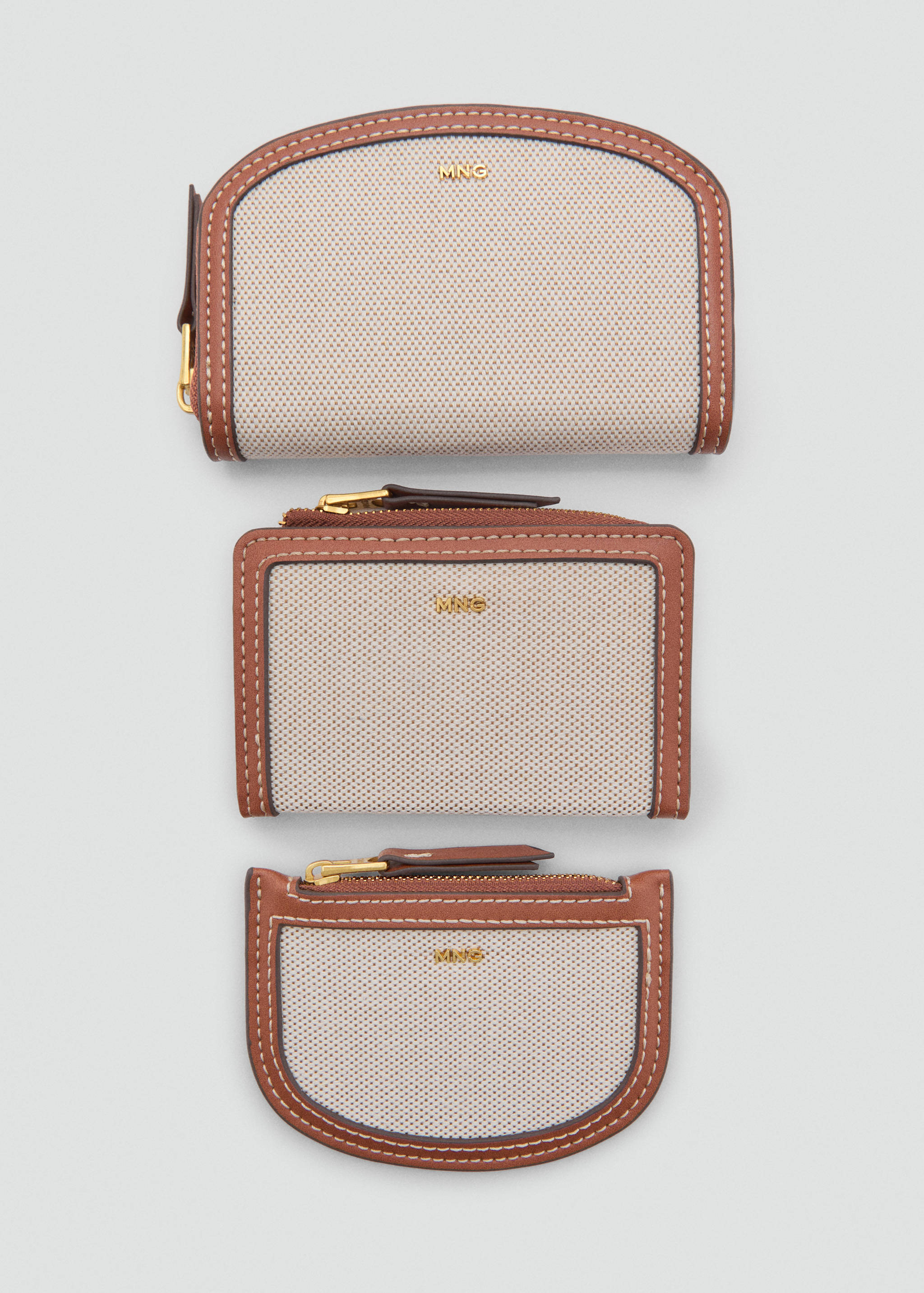 Canvas wallet with contrasting flap - Details of the article 2