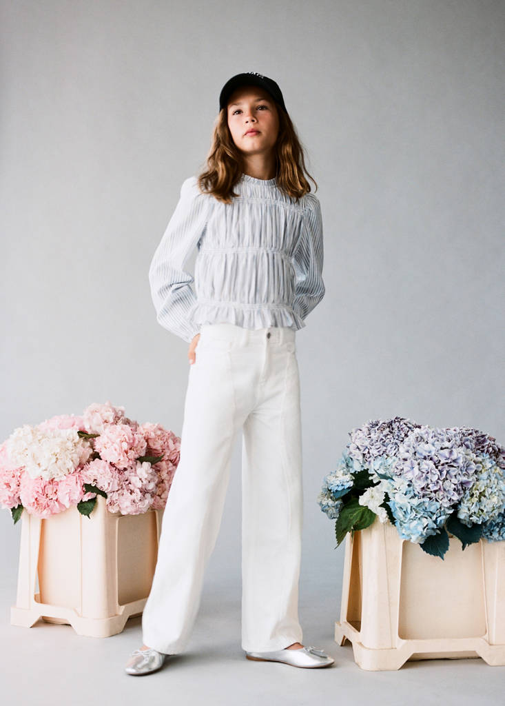 Wide-leg jeans with seam detail — White