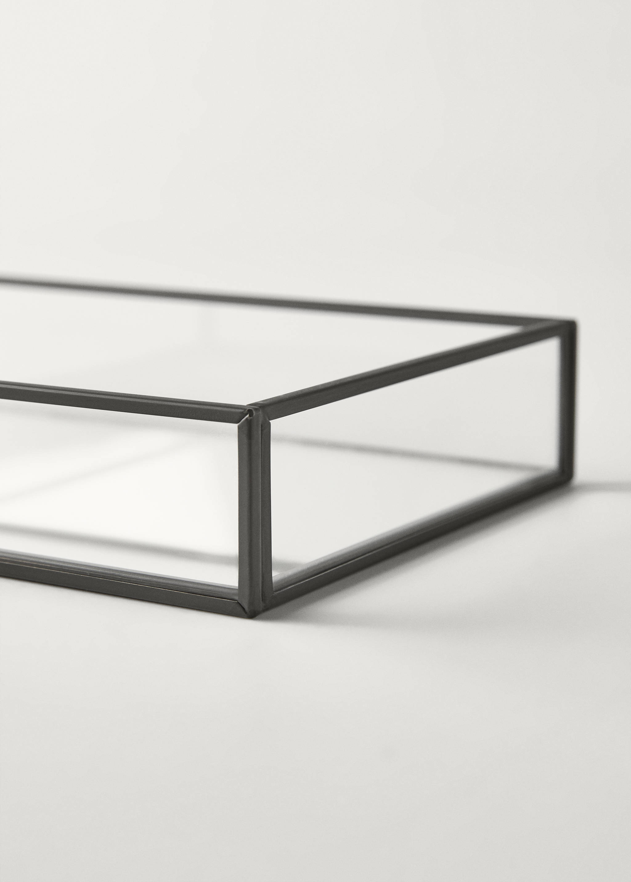 Średnia dekoracyjna taca z metalowym brzegiem - Szczegóły artykułu 2