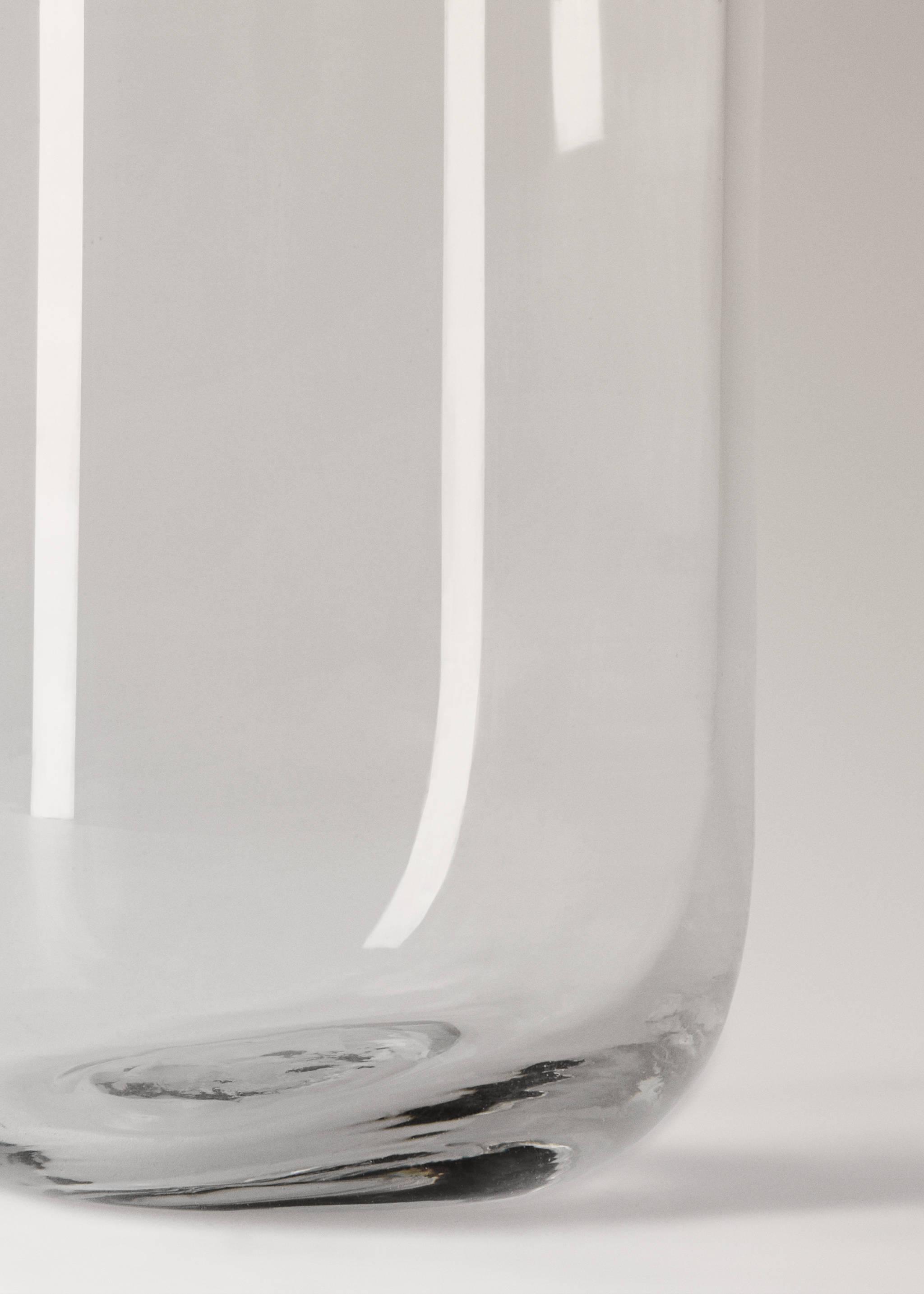 Recycled glass vase with waves - Details of the article 3