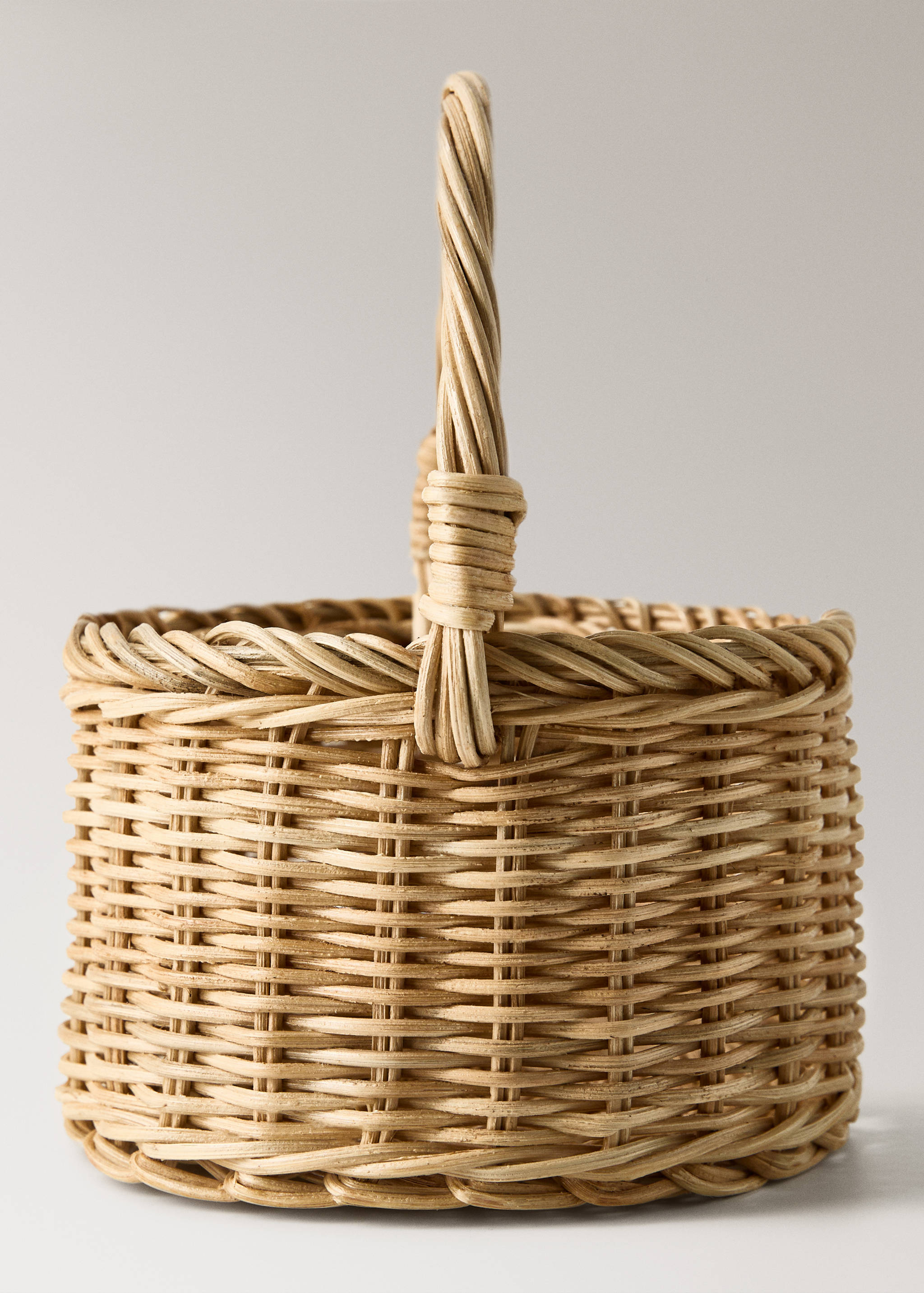 Medium rattan basket with handles - Details of the article 3