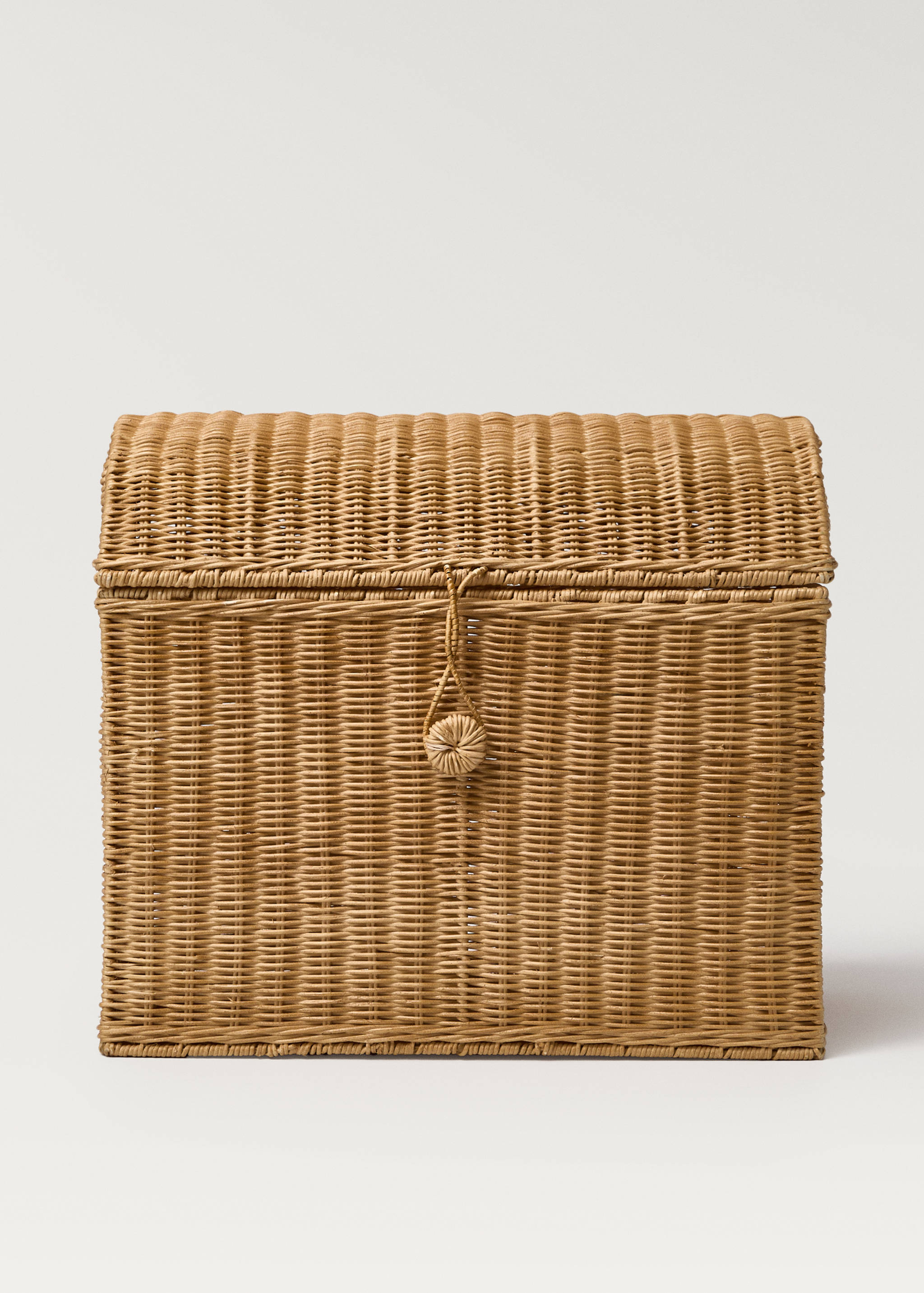 Large rattan trunk basket - Article without model