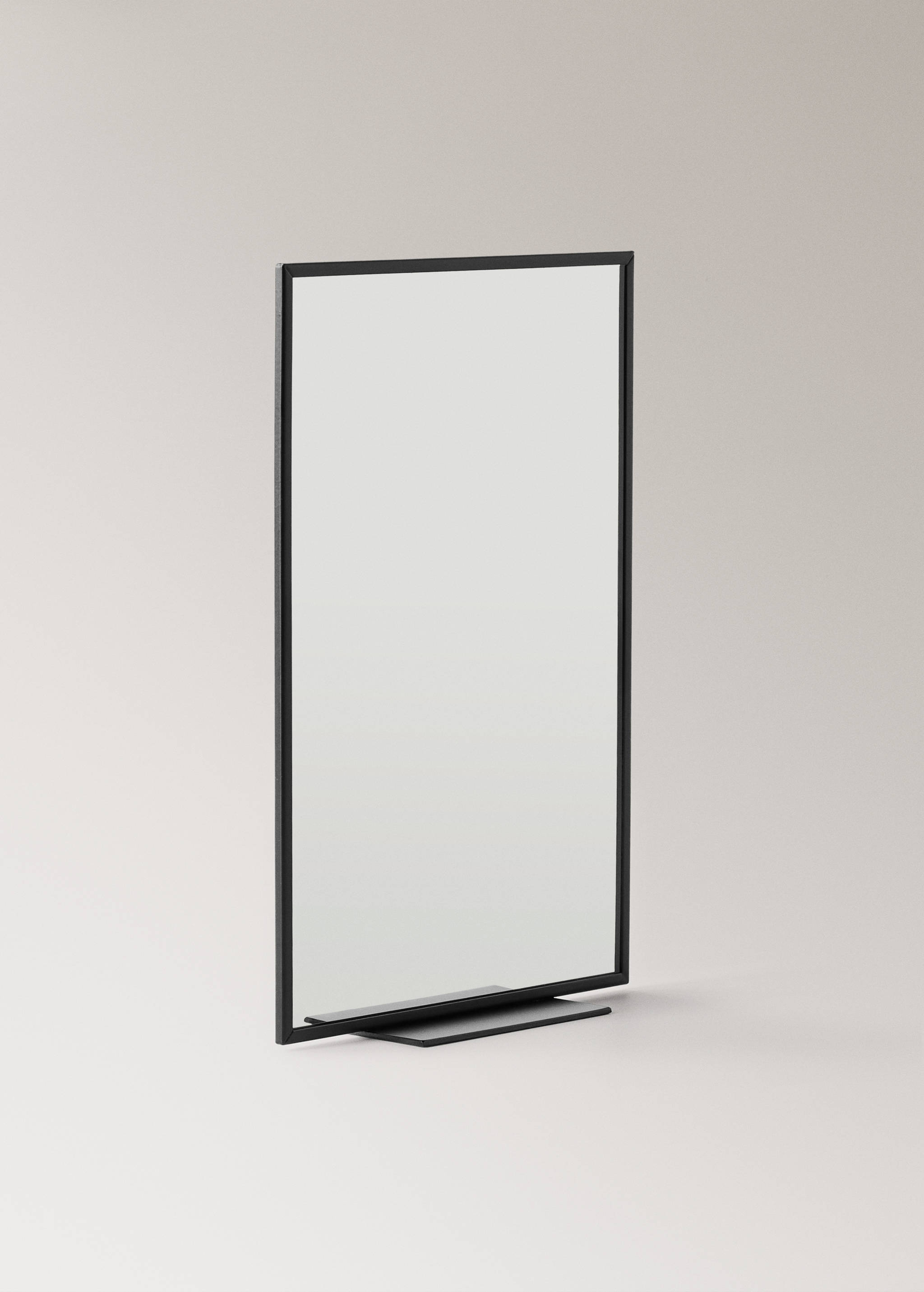 Metal vanity mirror - Details of the article 1