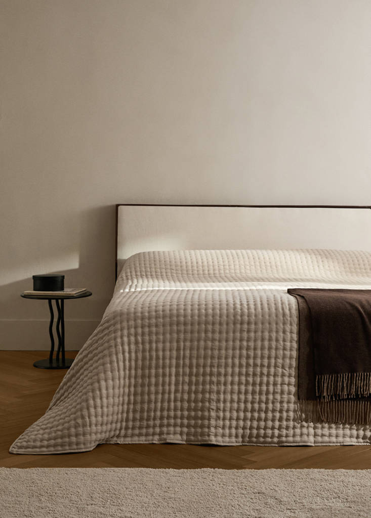 Mikrofaser-Edredón Bett 180/200 cm — Beige