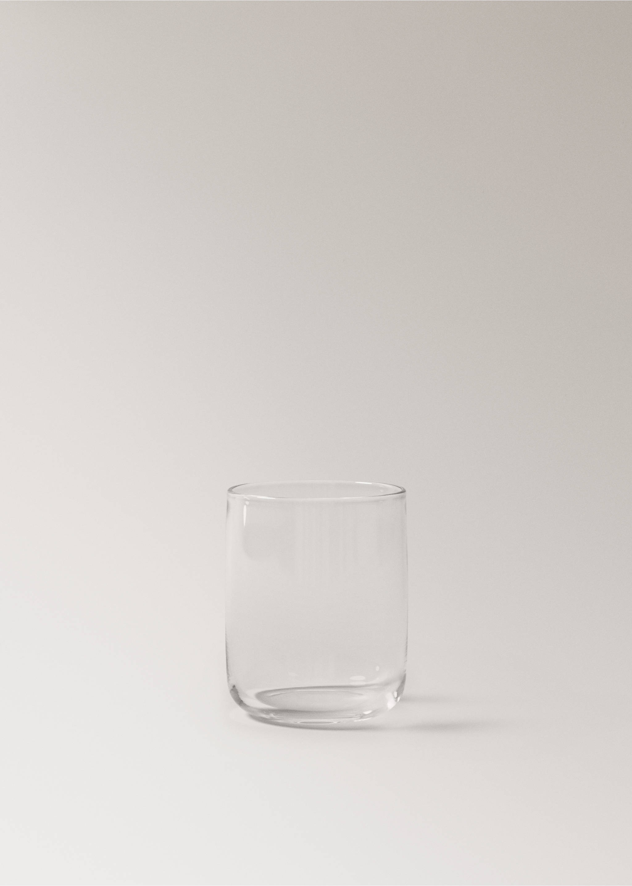 Clear glass vase - Article without model, Off White. Ref: 17033828-00.