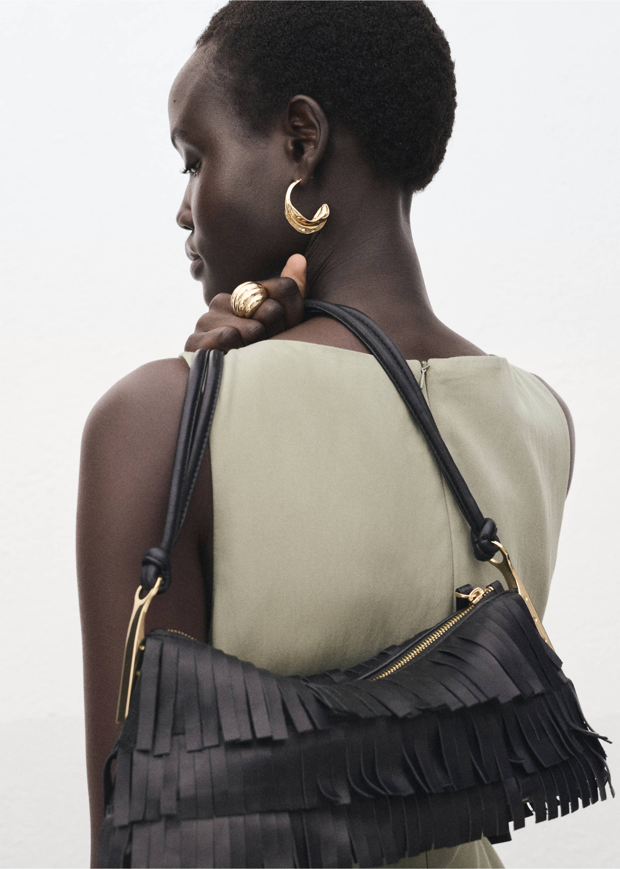 Платье с вырезом лодочка со складками - Деталь изделия 1, Хаки. Ref: 17034083-00.