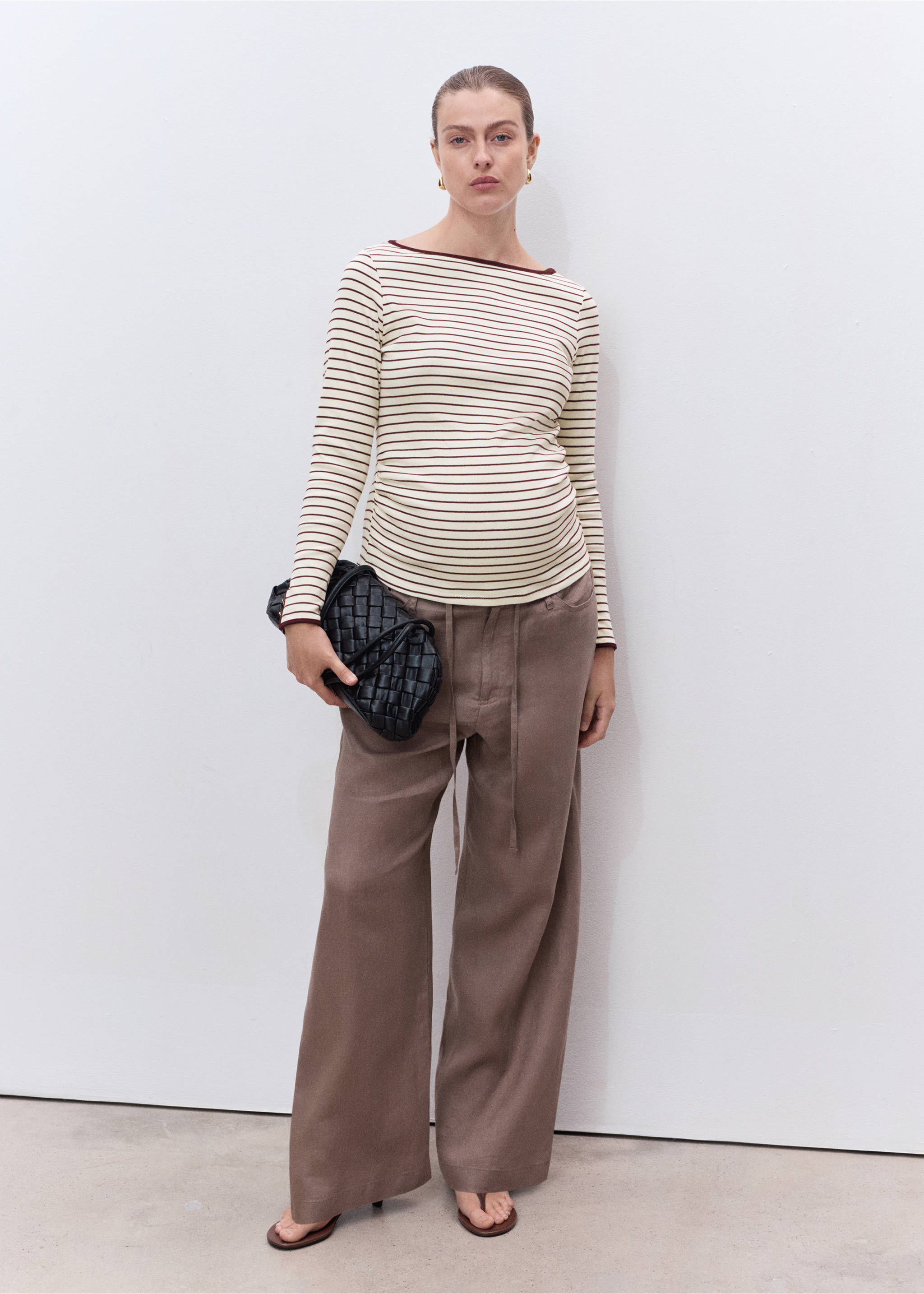 Cotton maternity t-shirt with buttoned cuffs - General plane, Burgundy. Ref: 17034087-00.