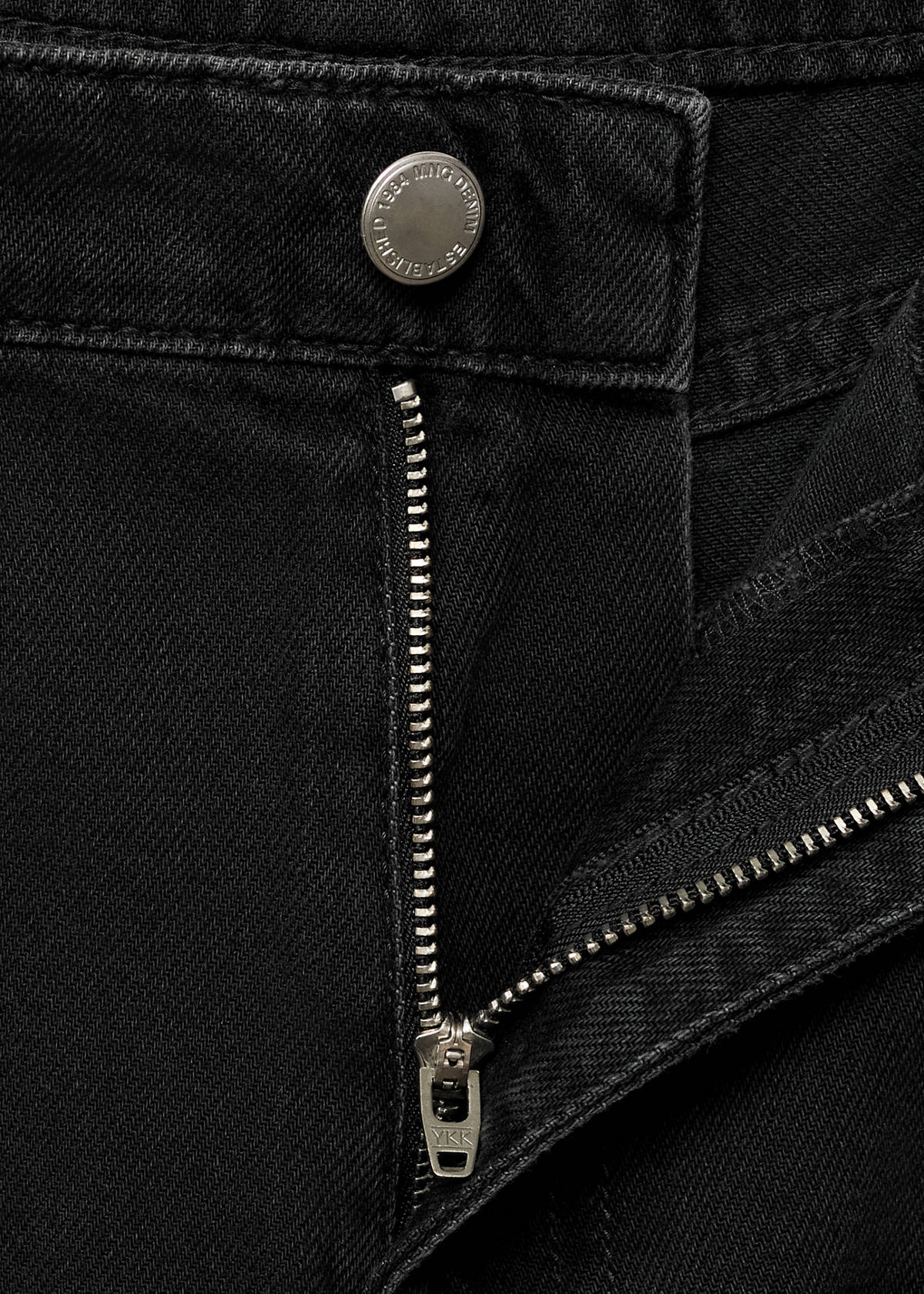 Wide leg pleated jeans — Black denim