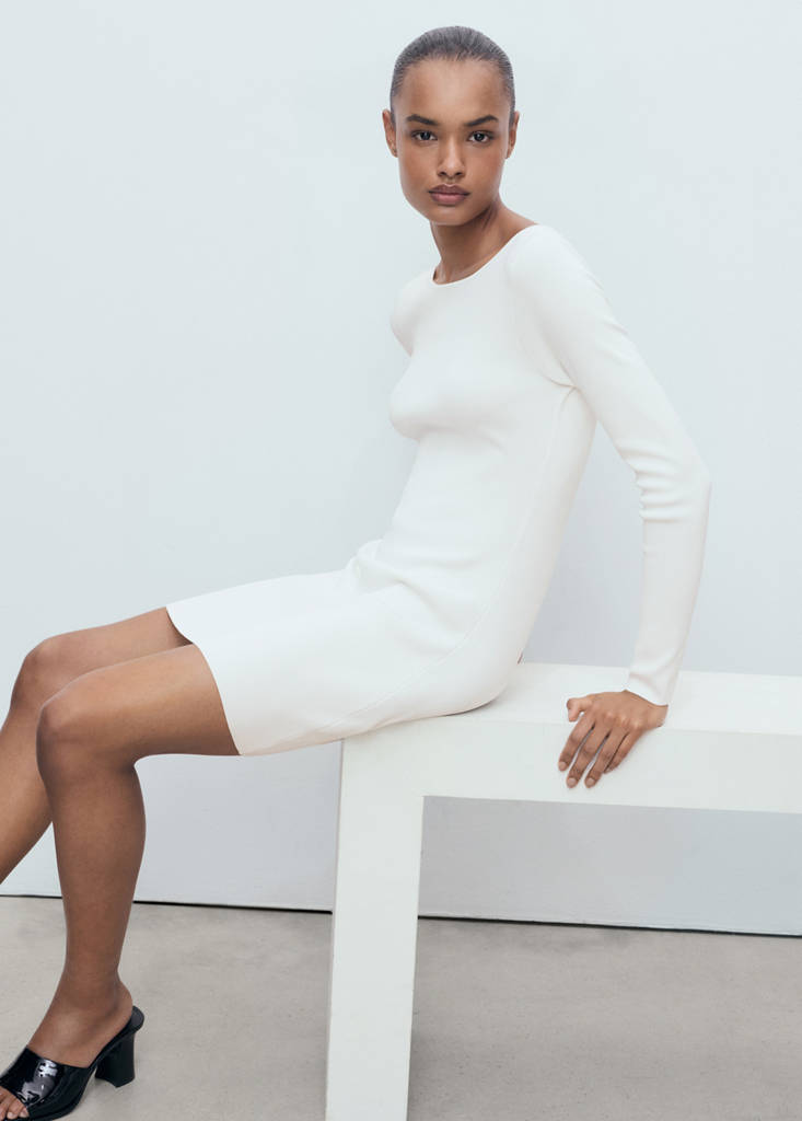 Open-back knitted dress — Off White