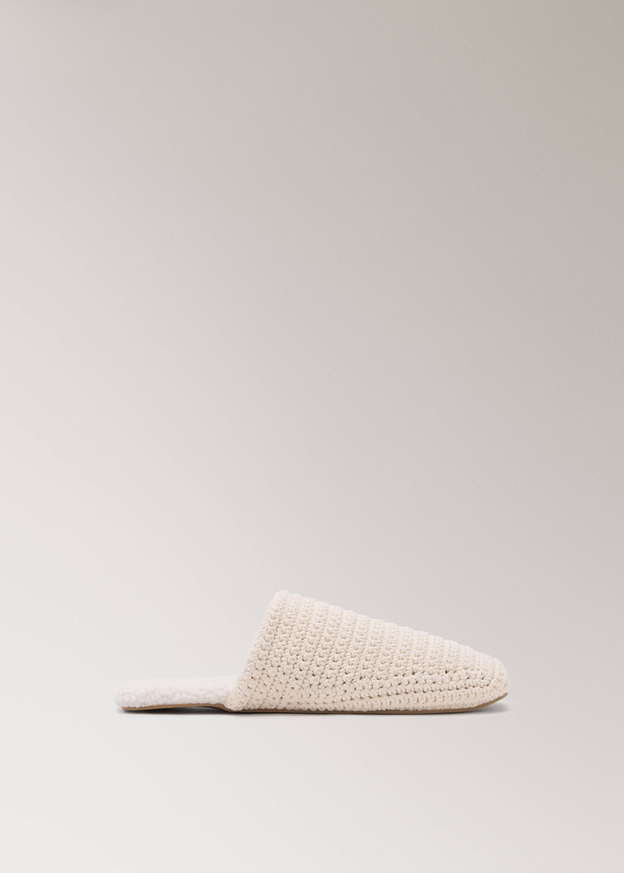 Crochet mule slippers with shearling lining - Article without model