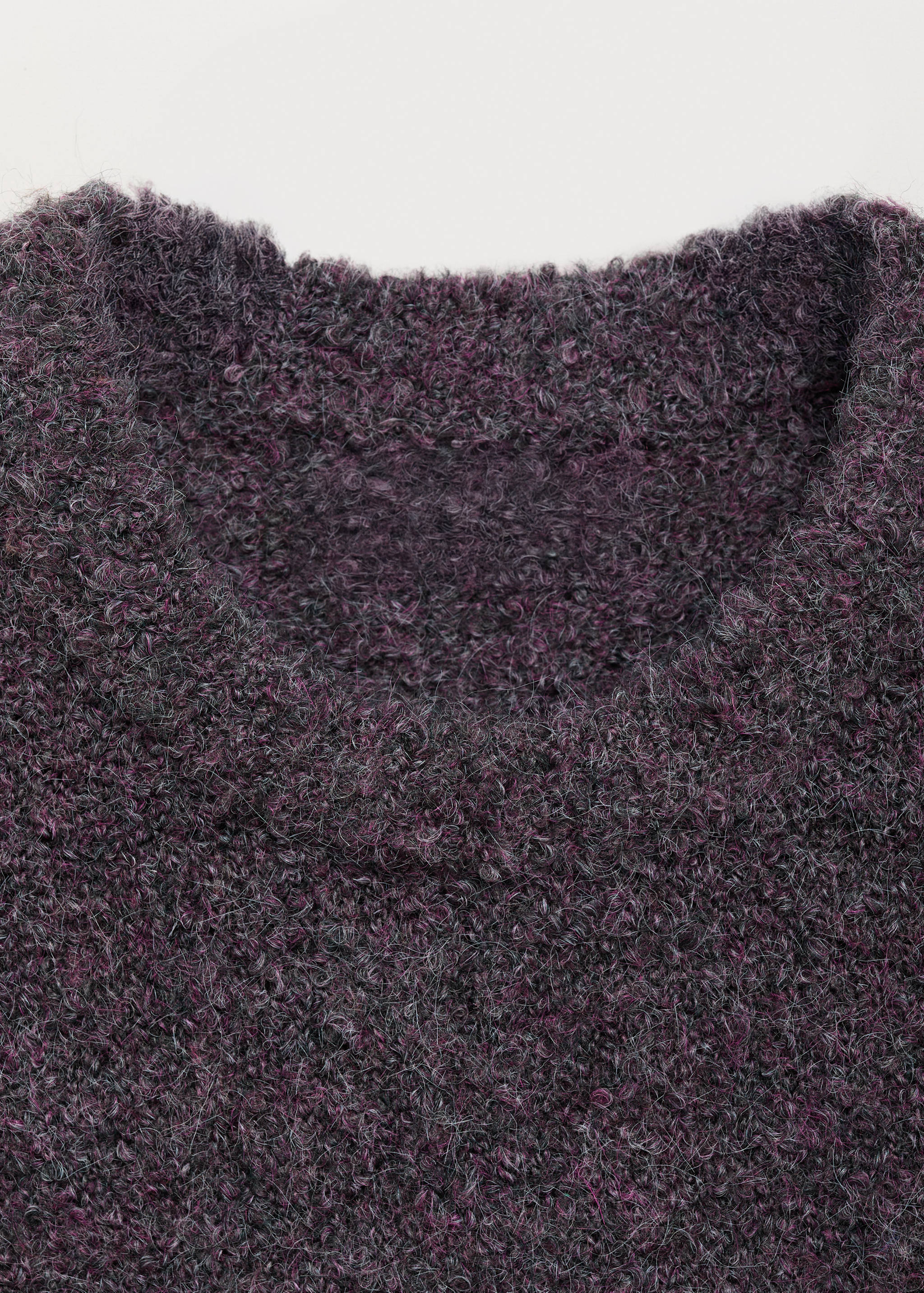 Round-neck bouclé sweater - Details of the article 8