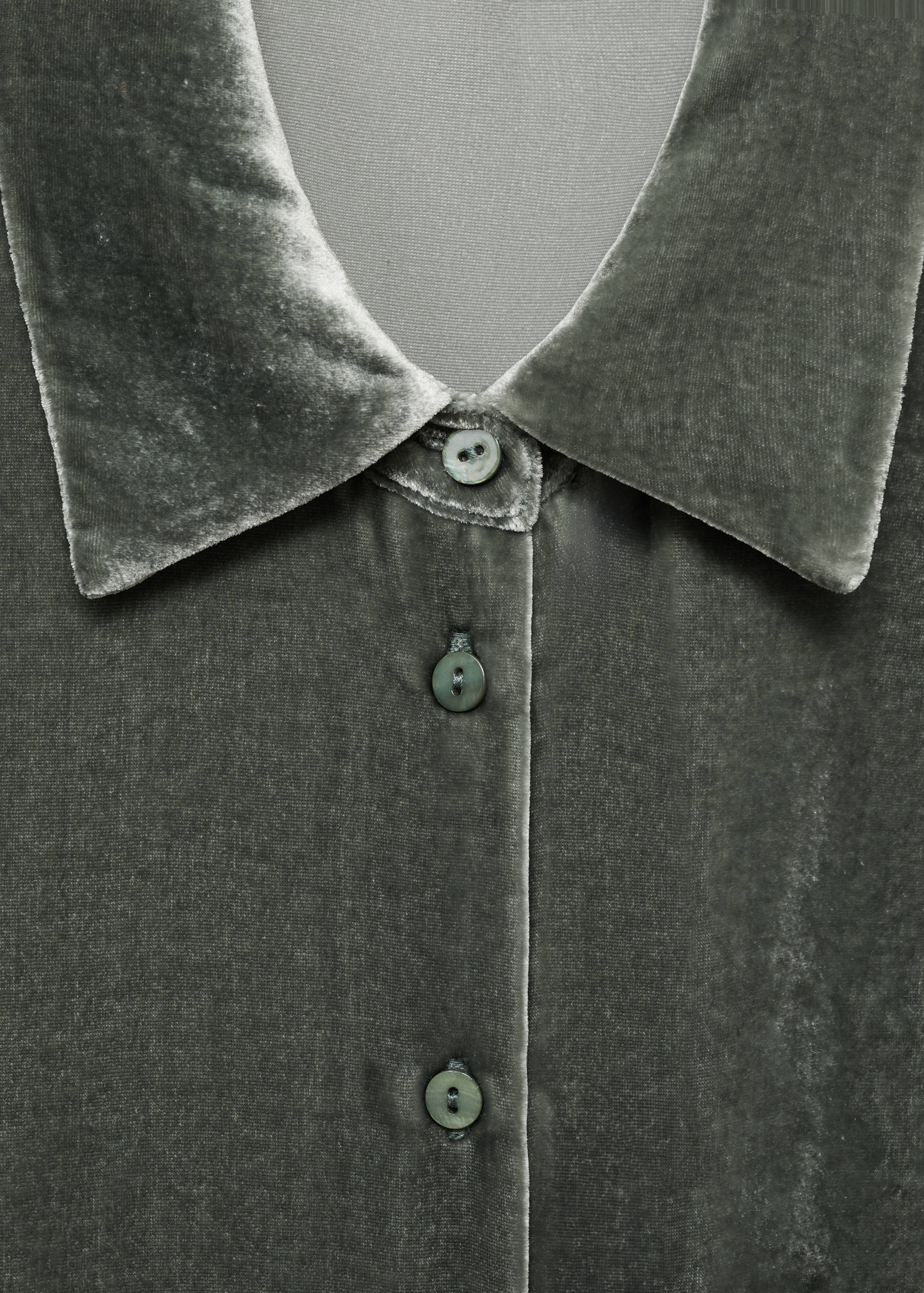 Camisa de veludo sedoso - Pormenor do artigo 8