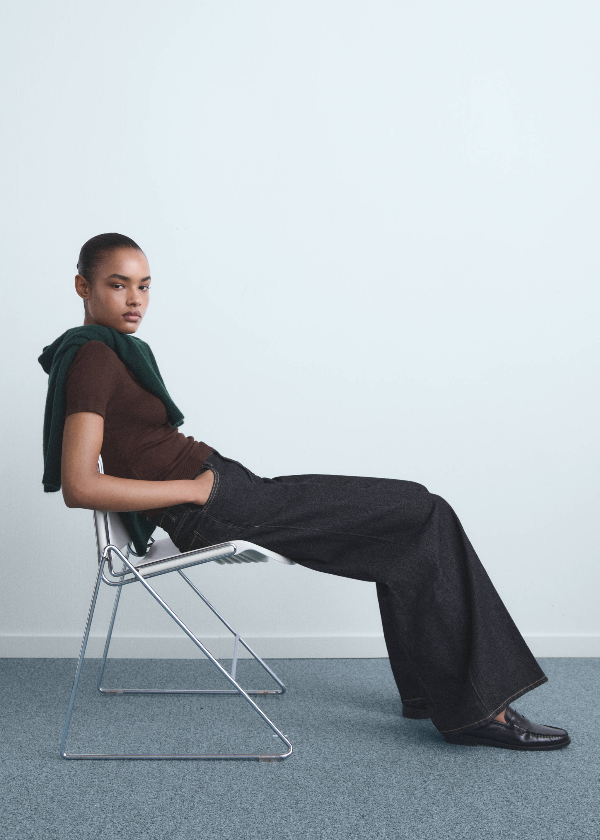 Calças de ganga wide leg com cintura alta - Pormenor do artigo 2