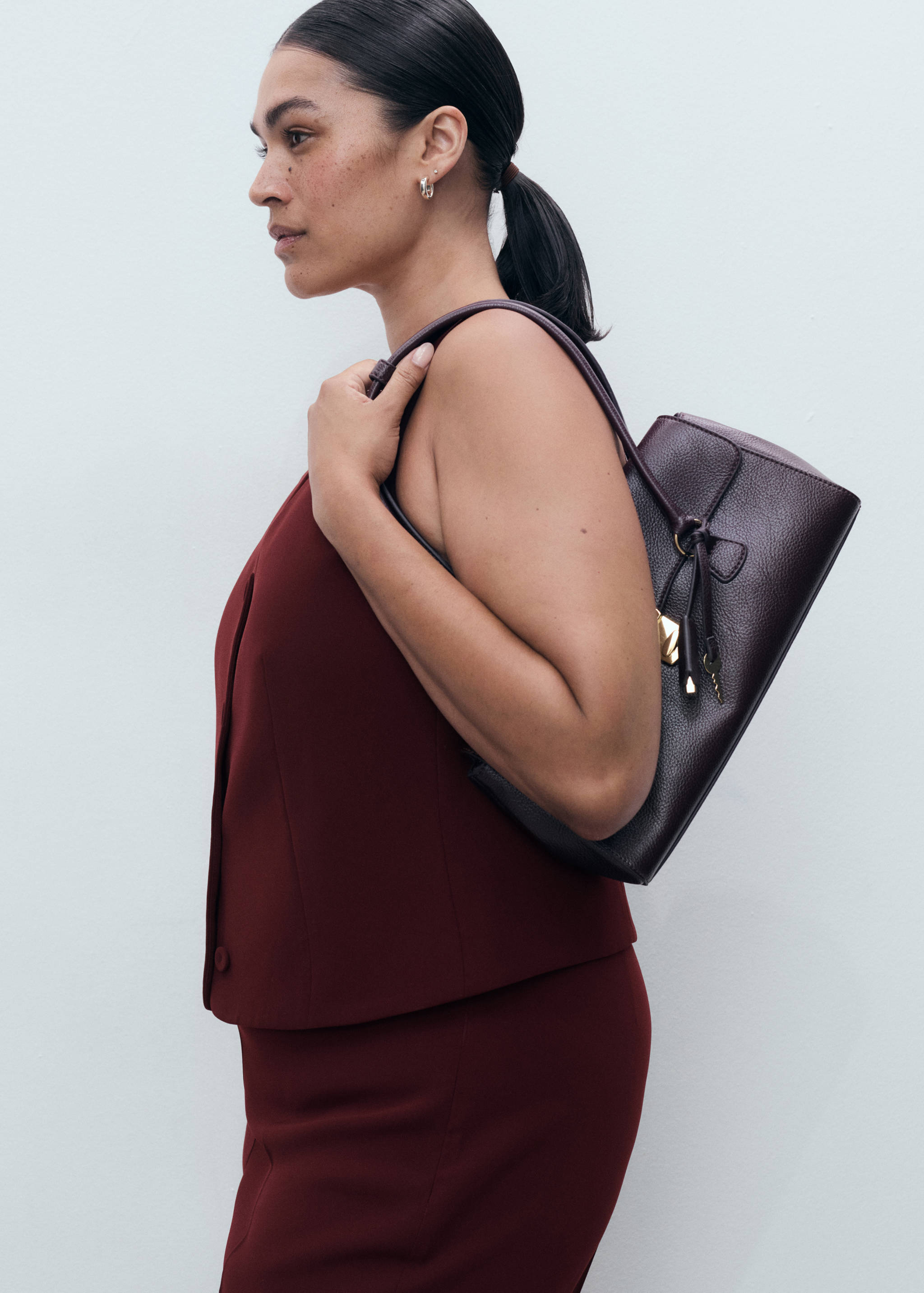 Colete de fato com botões - Pormenor do artigo 5