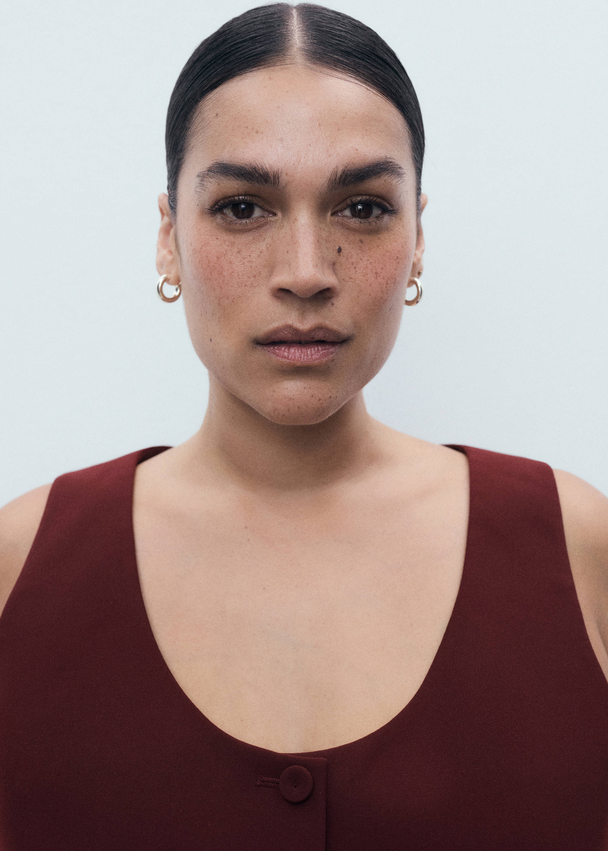 Colete de fato com botões - Pormenor do artigo 4