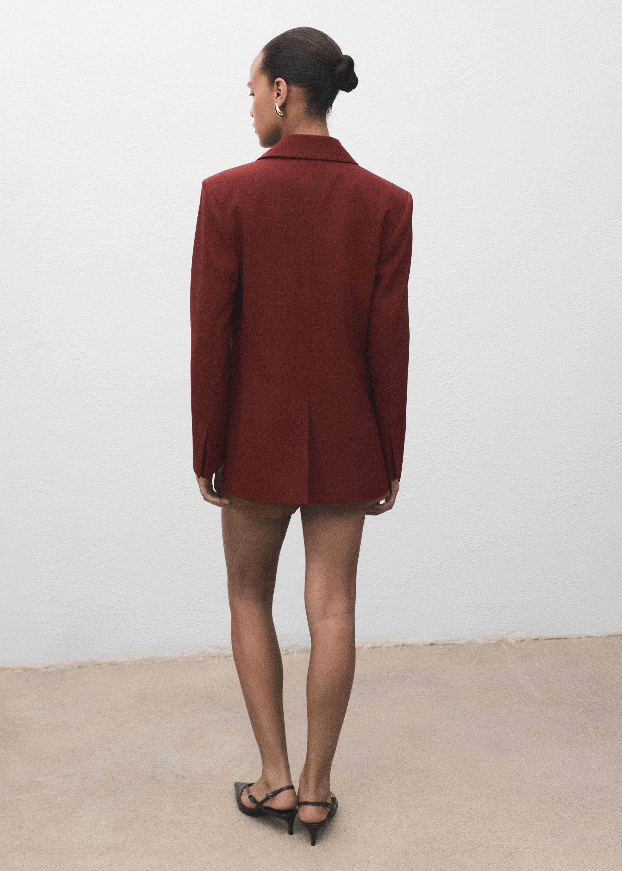 Blazer de fato reto - Verso do artigo