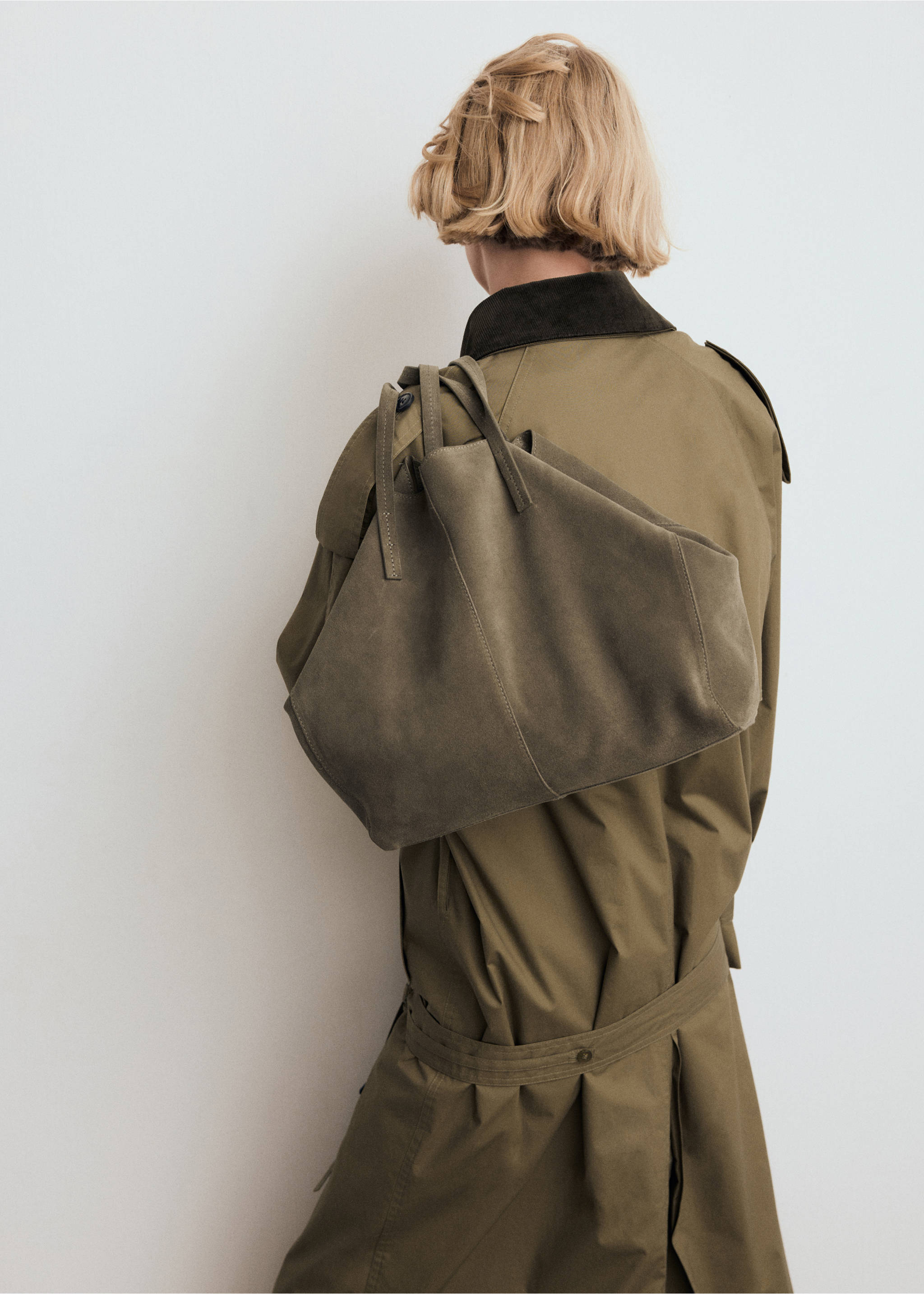 Suede shopper bag - General plane, Khaki. Ref: 17034123-00.