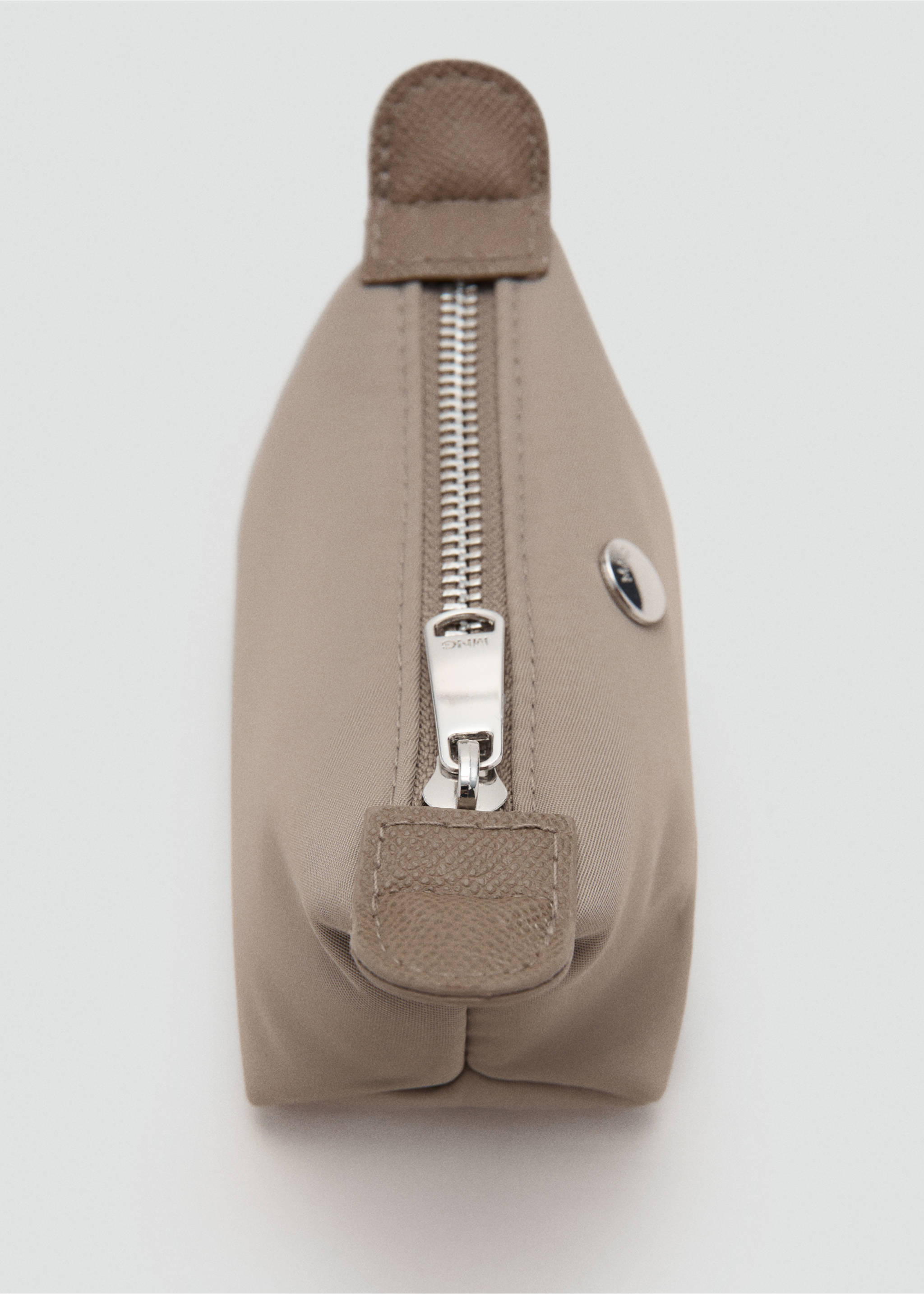 Petite trousse de toilette en nylon - Détail de l'article 1, Marron clair/pastel. Ref: 17034124-00.