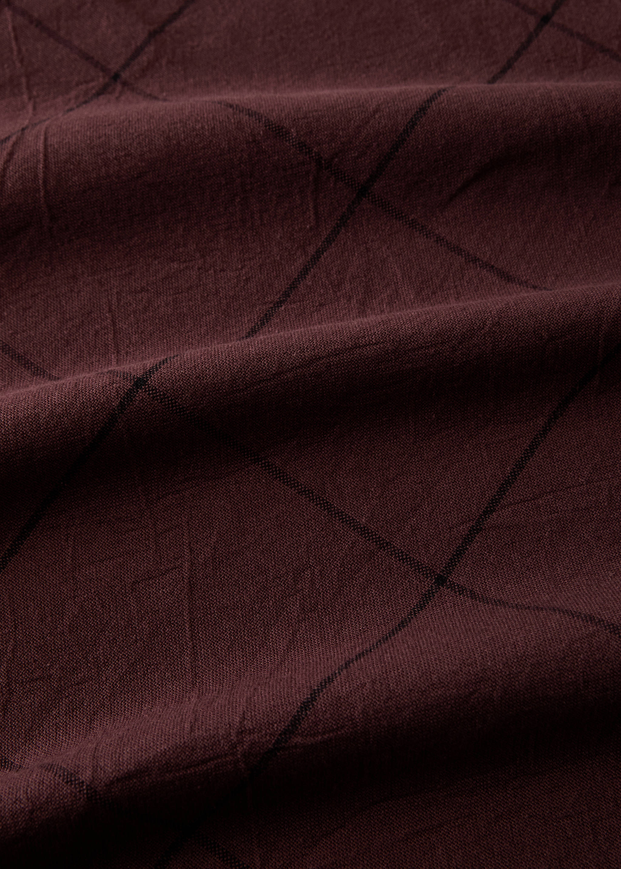 Overdyed cotton check tablecloth for 6 to 8 diners - Details of the article 2