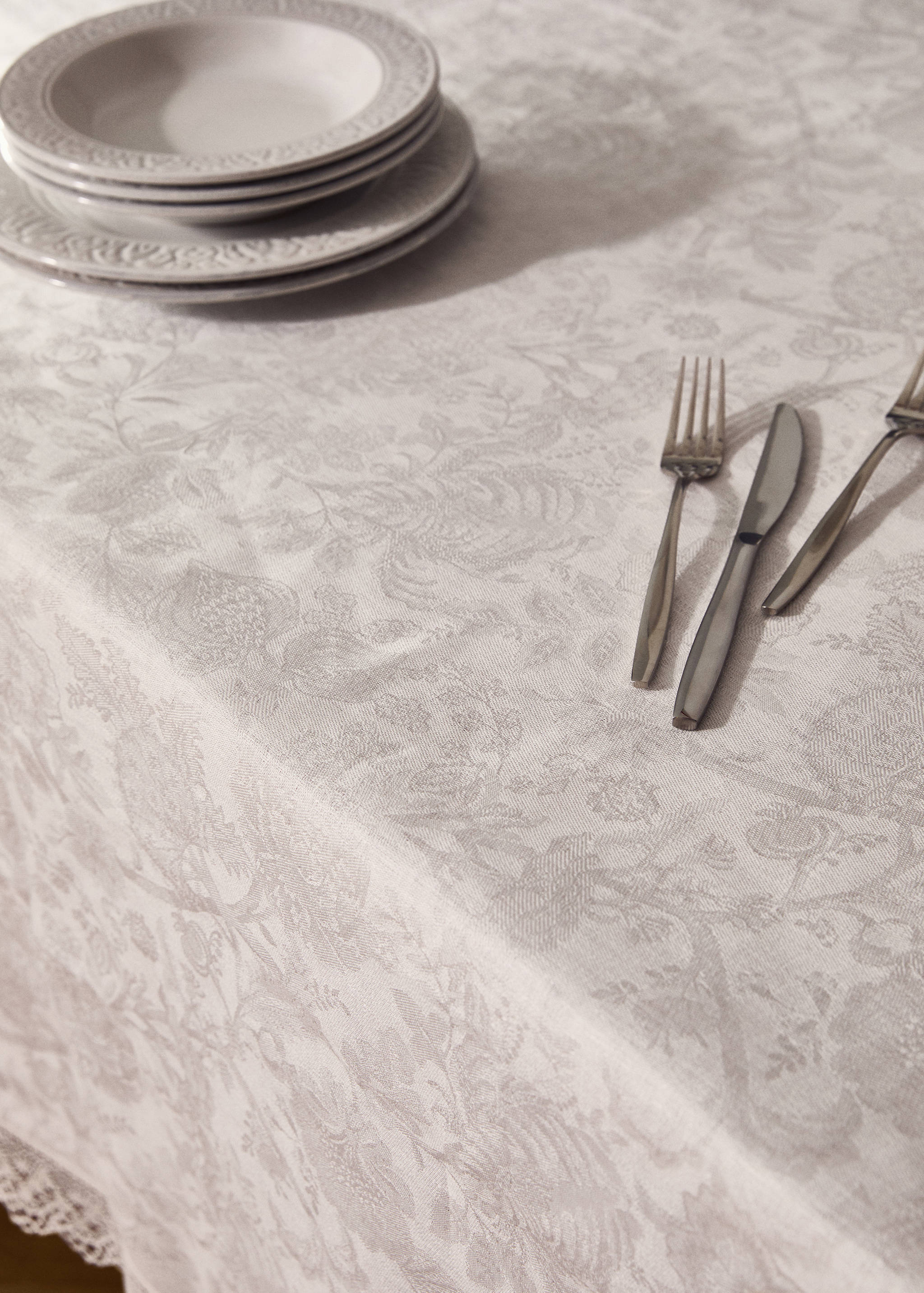 Mantel lino jacquard floral puntilla 6 a 8 comensales - Plano general