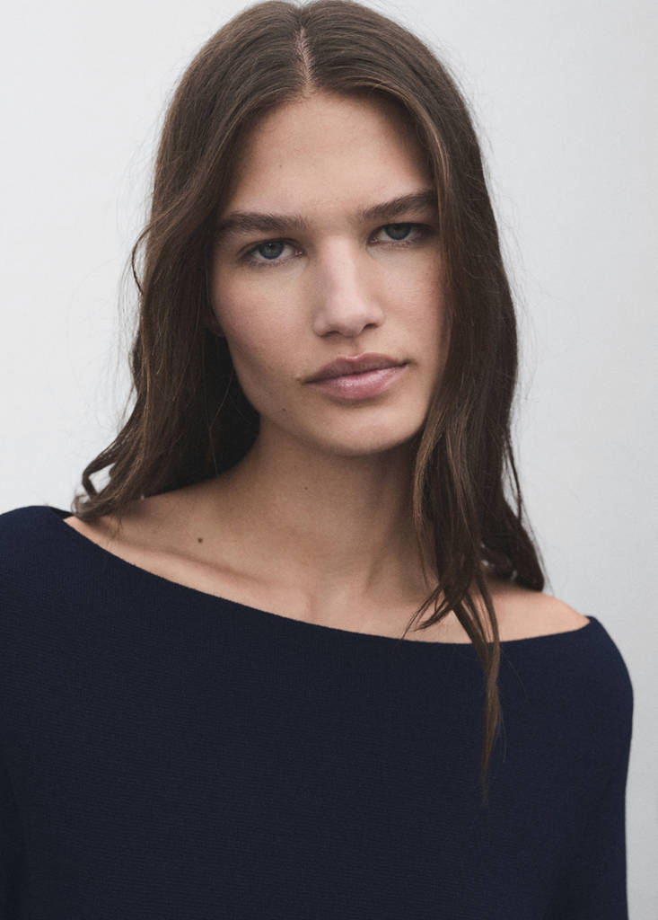 Fine-knit boat-neck sweater — Dark Navy