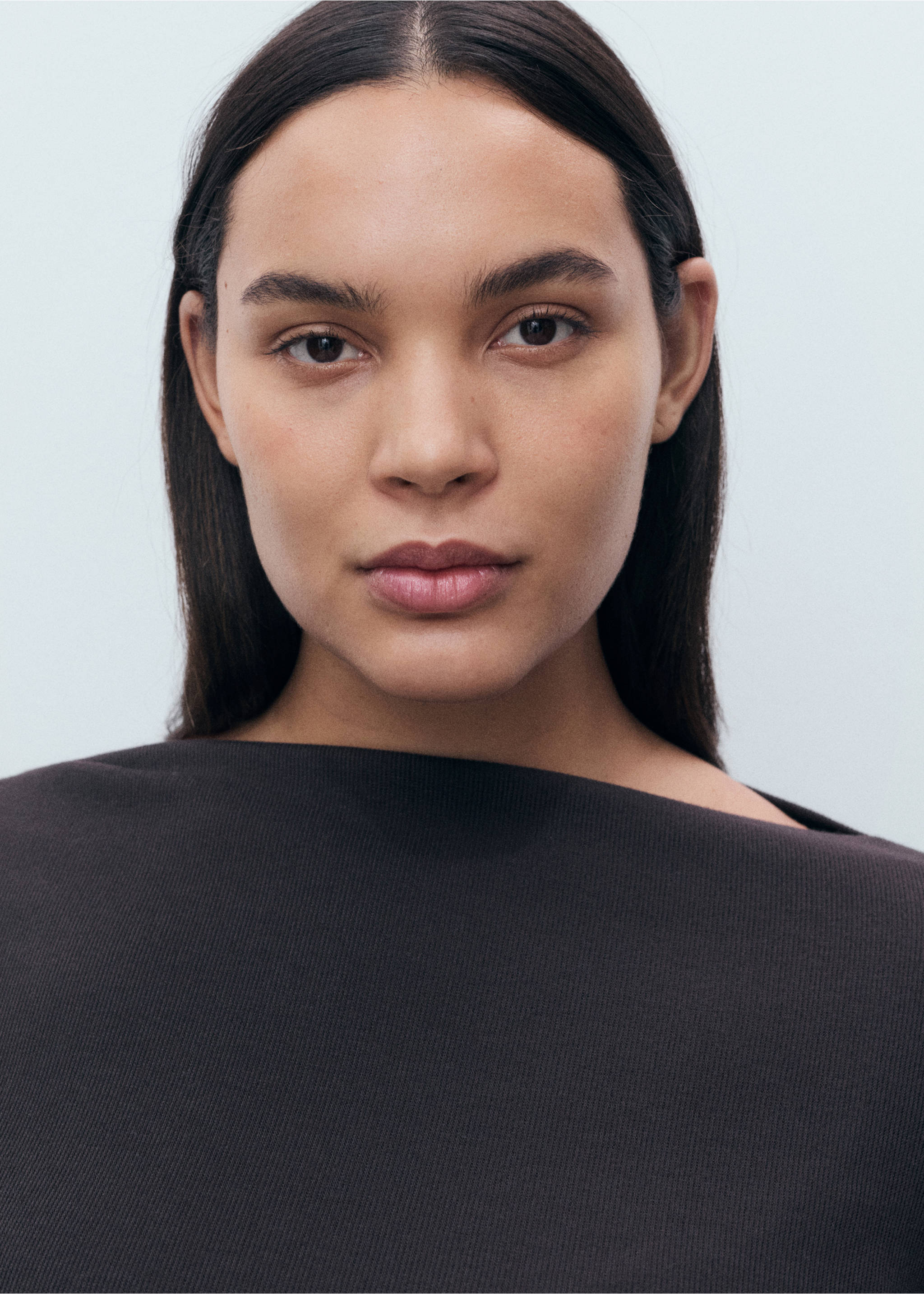 Long-sleeved boat-neck t-shirt - Details of the article 5, Chocolate. Ref: 17034142-00.