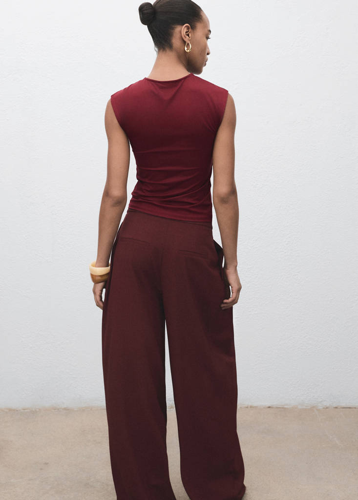 Fitted tank top — Burgundy