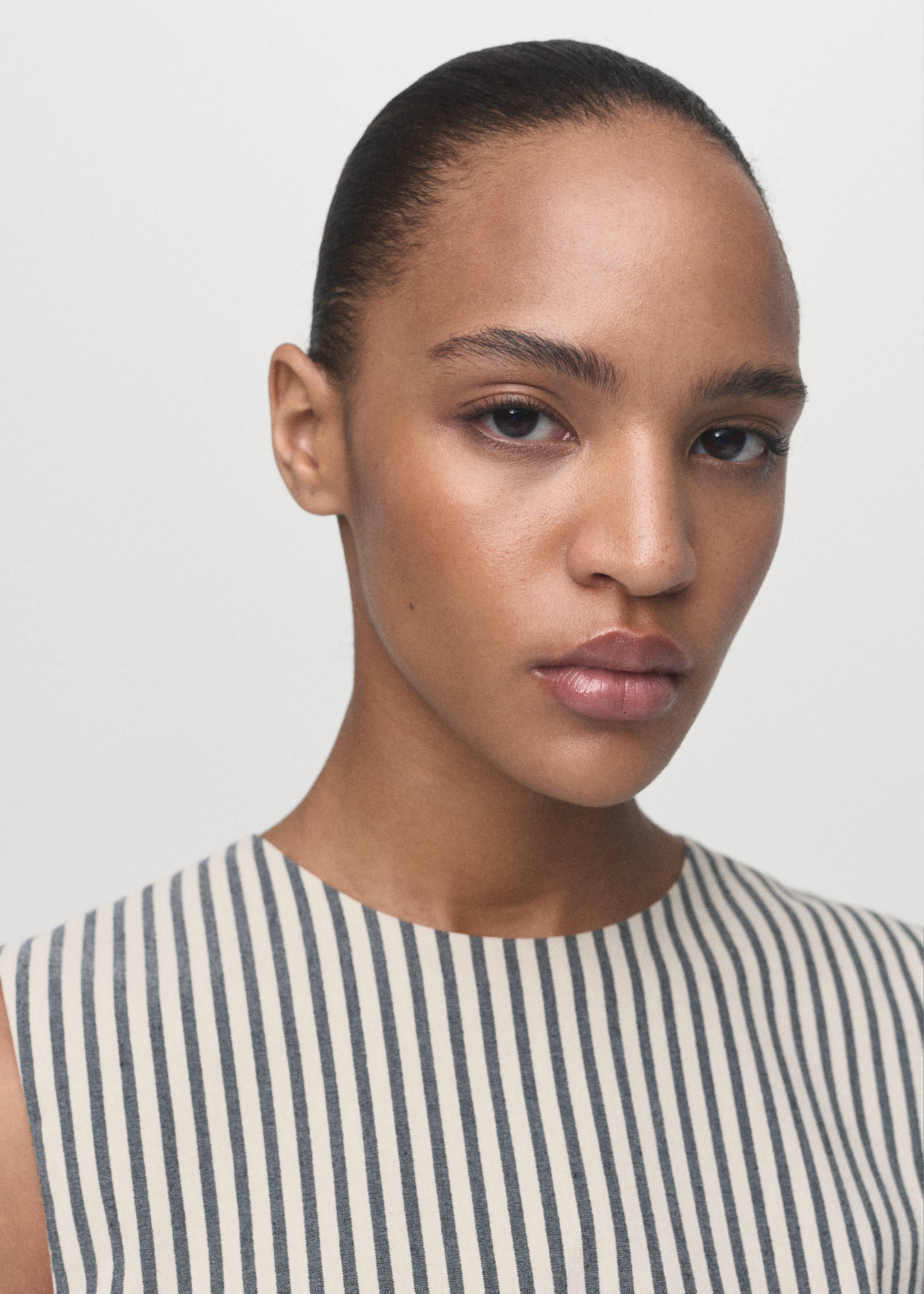 Buttons striped top - Details of the article 1