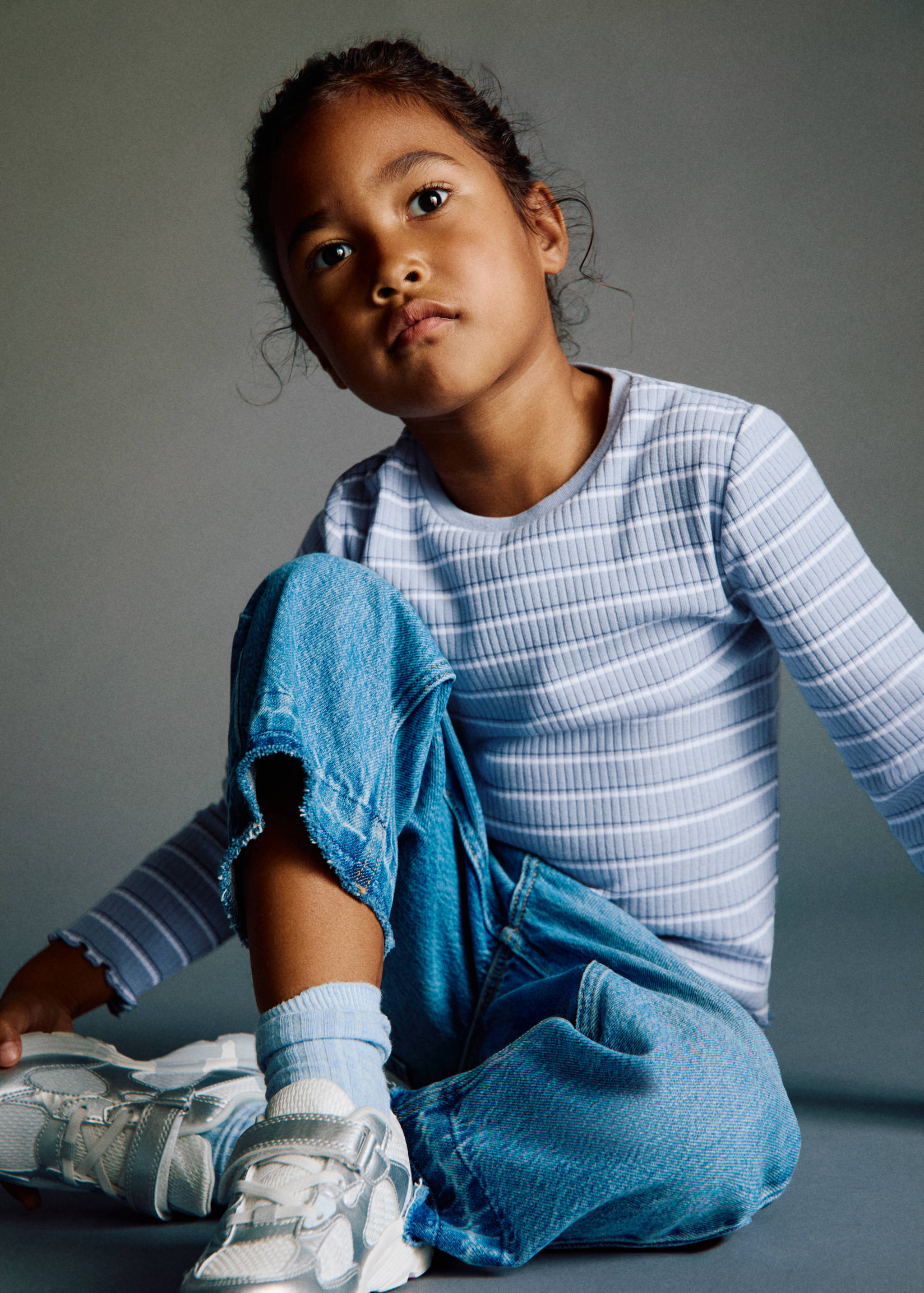 Metallic effect sneakers - Details of the article 5