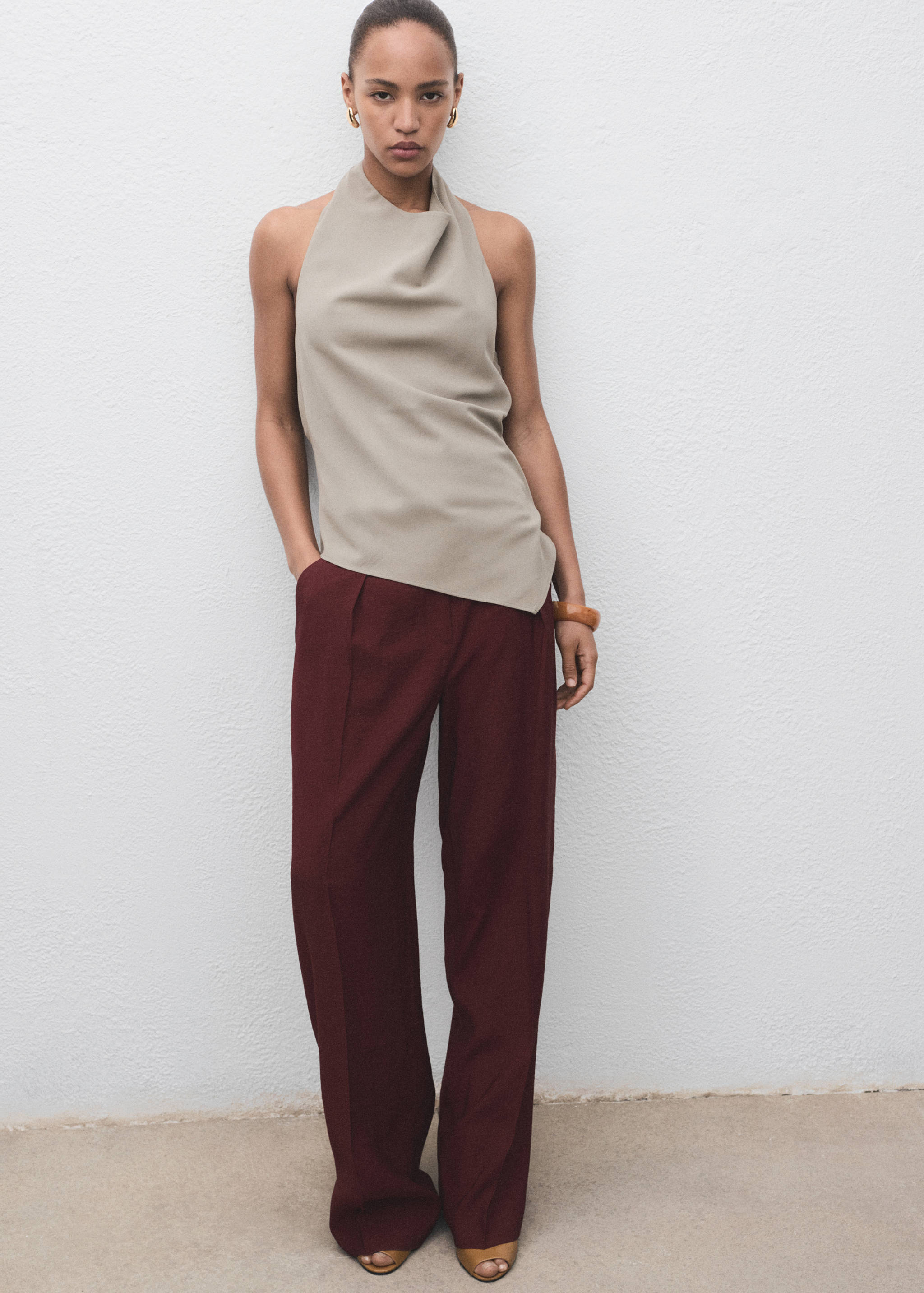 Top assimétrico com costas abertas - Pormenor do artigo 2