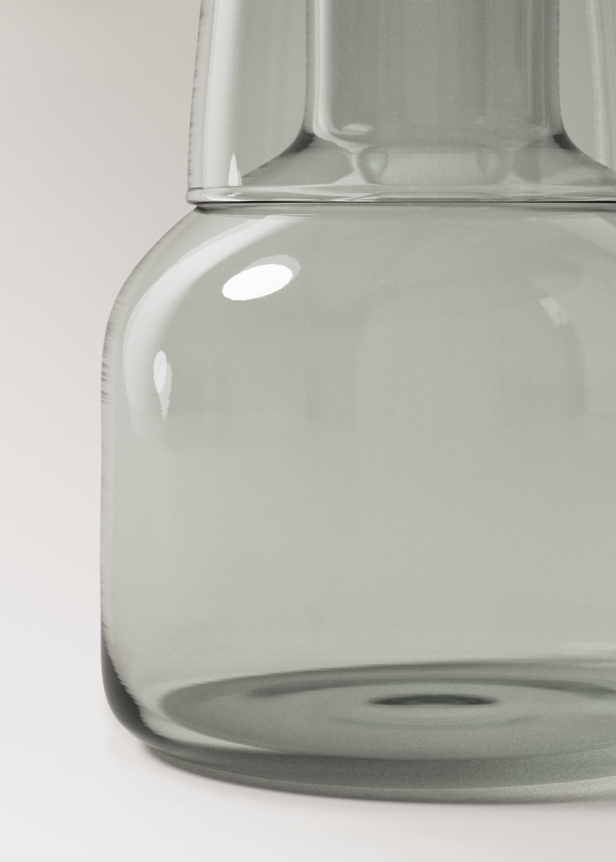 Vase i røykfarget borosilikatglass - Artikkeldetalj 3