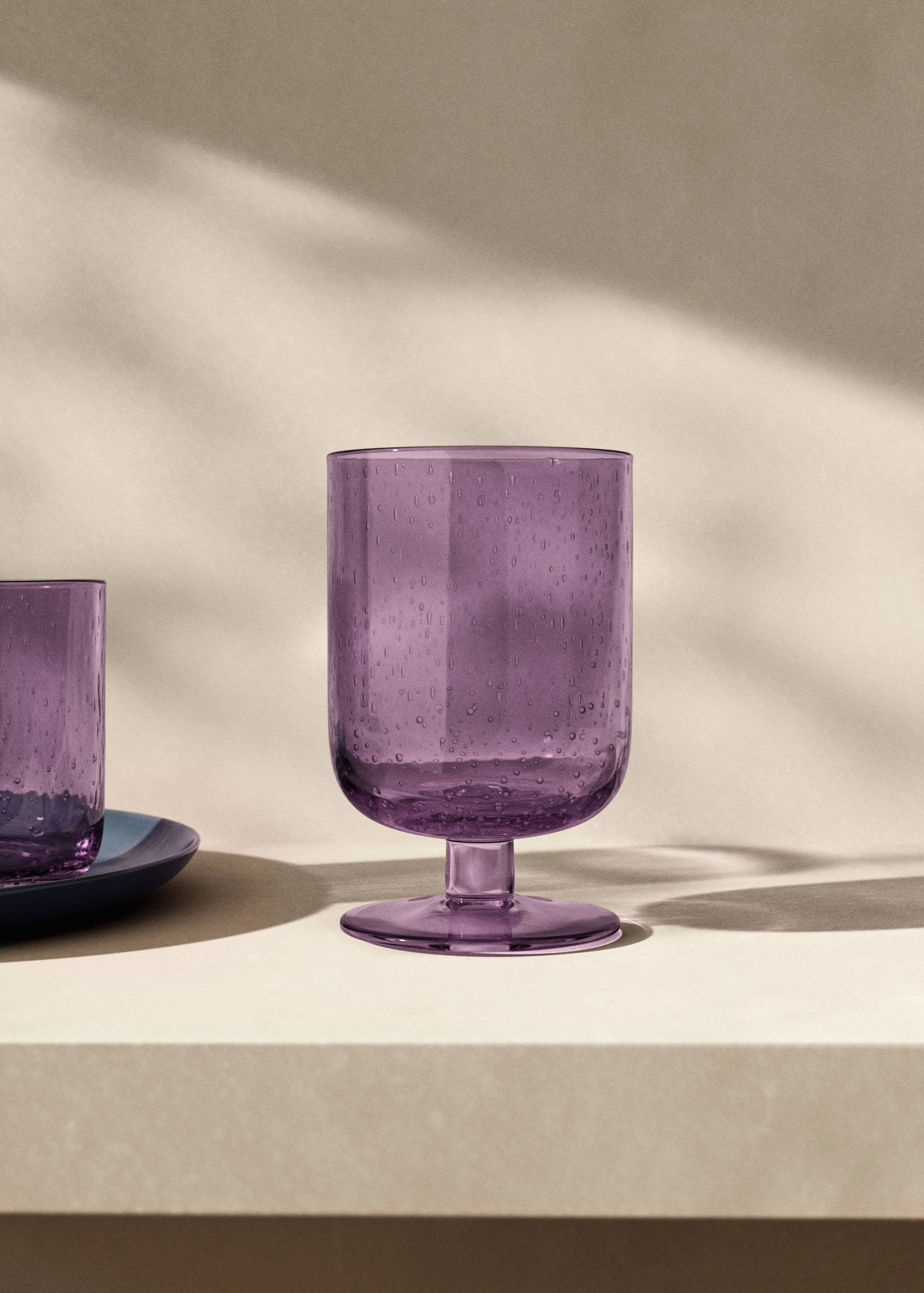 Bubble-design glass cup - General plane