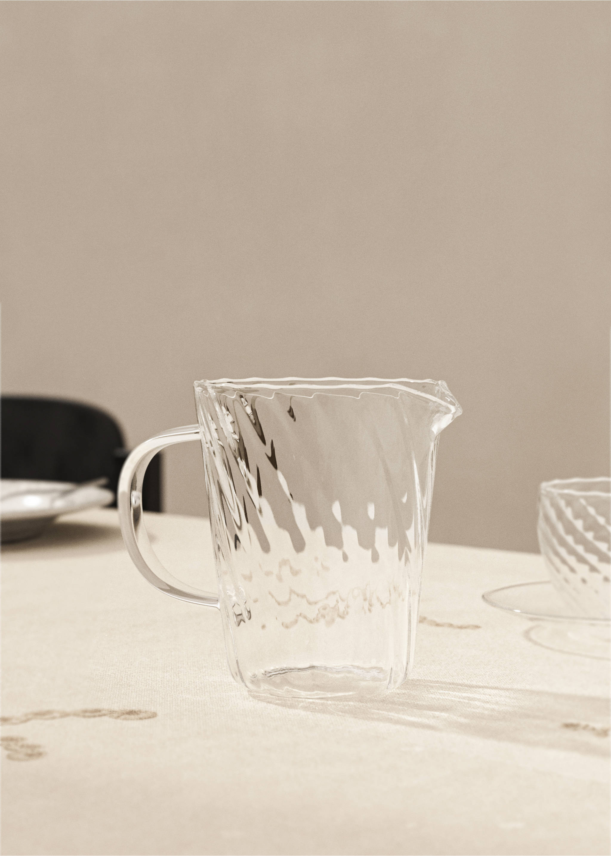 Leiteira de borossilicato com asa - Plano geral, Branco-pérola. Ref: 17034442-00.