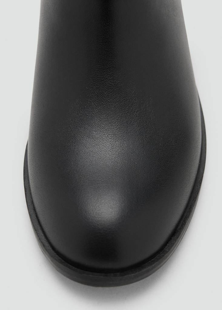 Stud ankle boots — Black