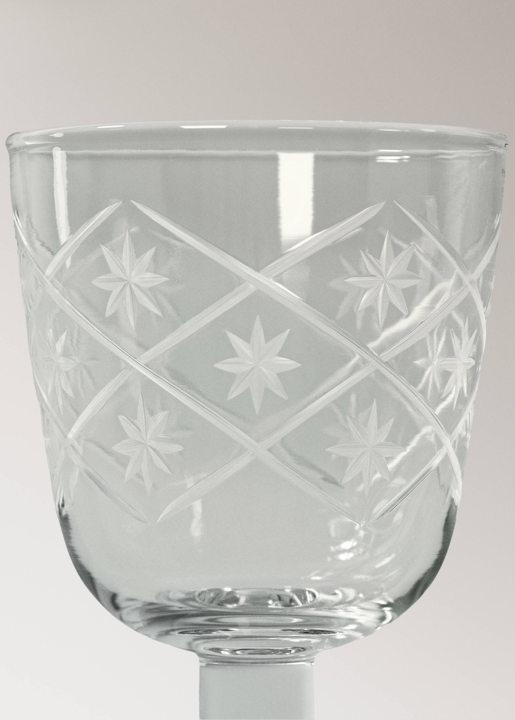 Sklenice na víno z foukaného skla s broušenými květy - Detail zboží 1