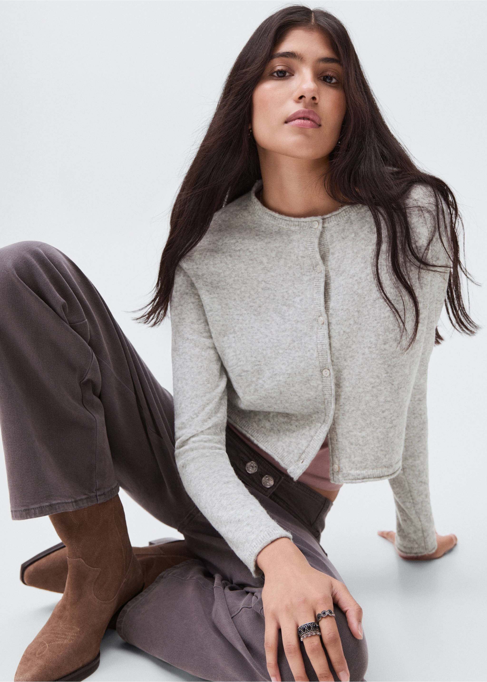 Укороченный кардиган с пуговицами - Деталь изделия 2, Меланжевый средний серый . Ref: 17035791-00.