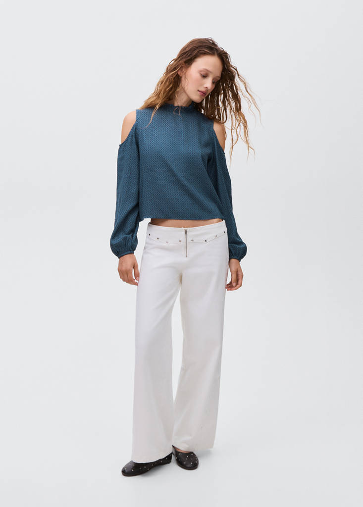 Printed blouse with cut-out — Navy