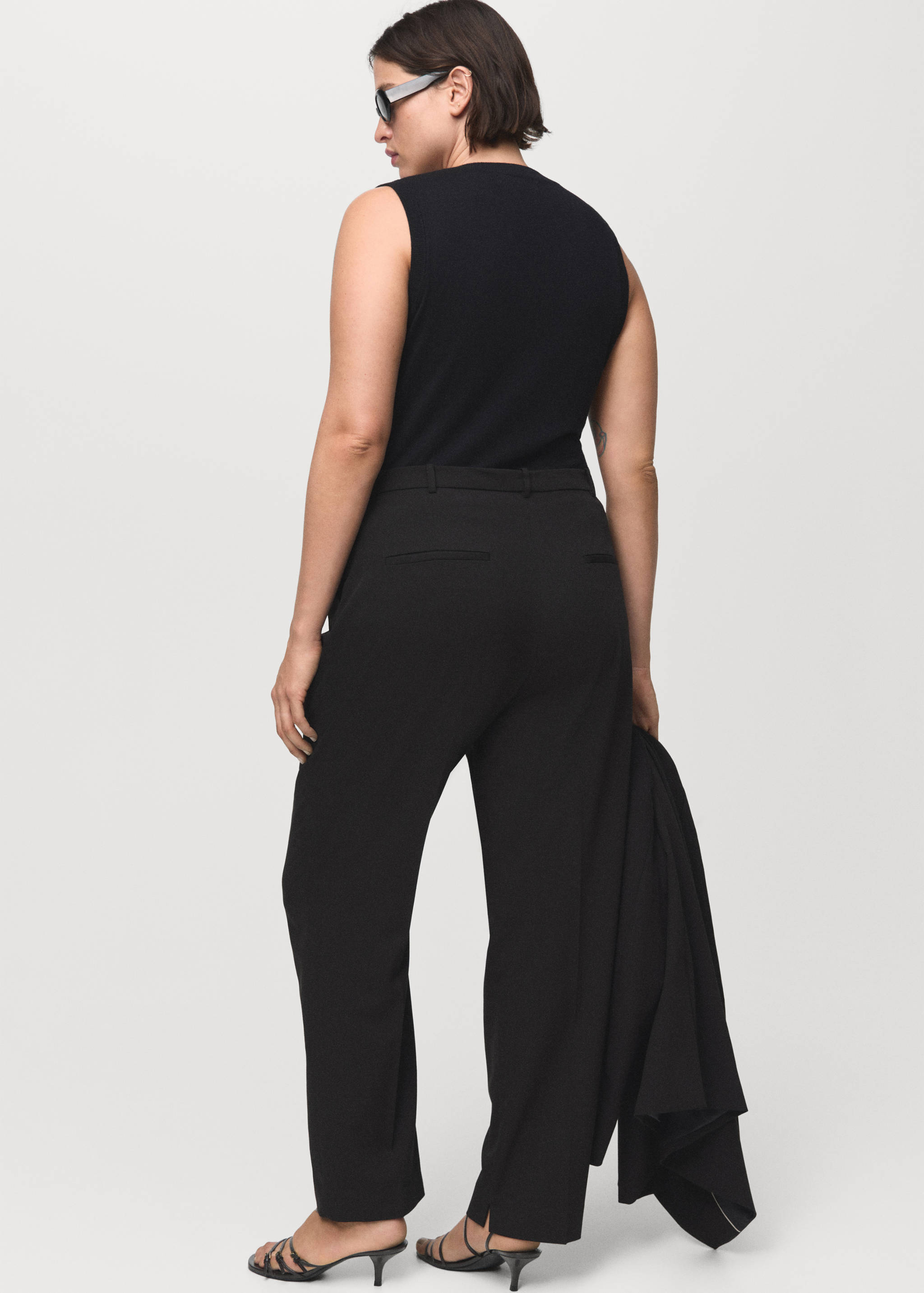 Straight suit trousers - Details of the article 4