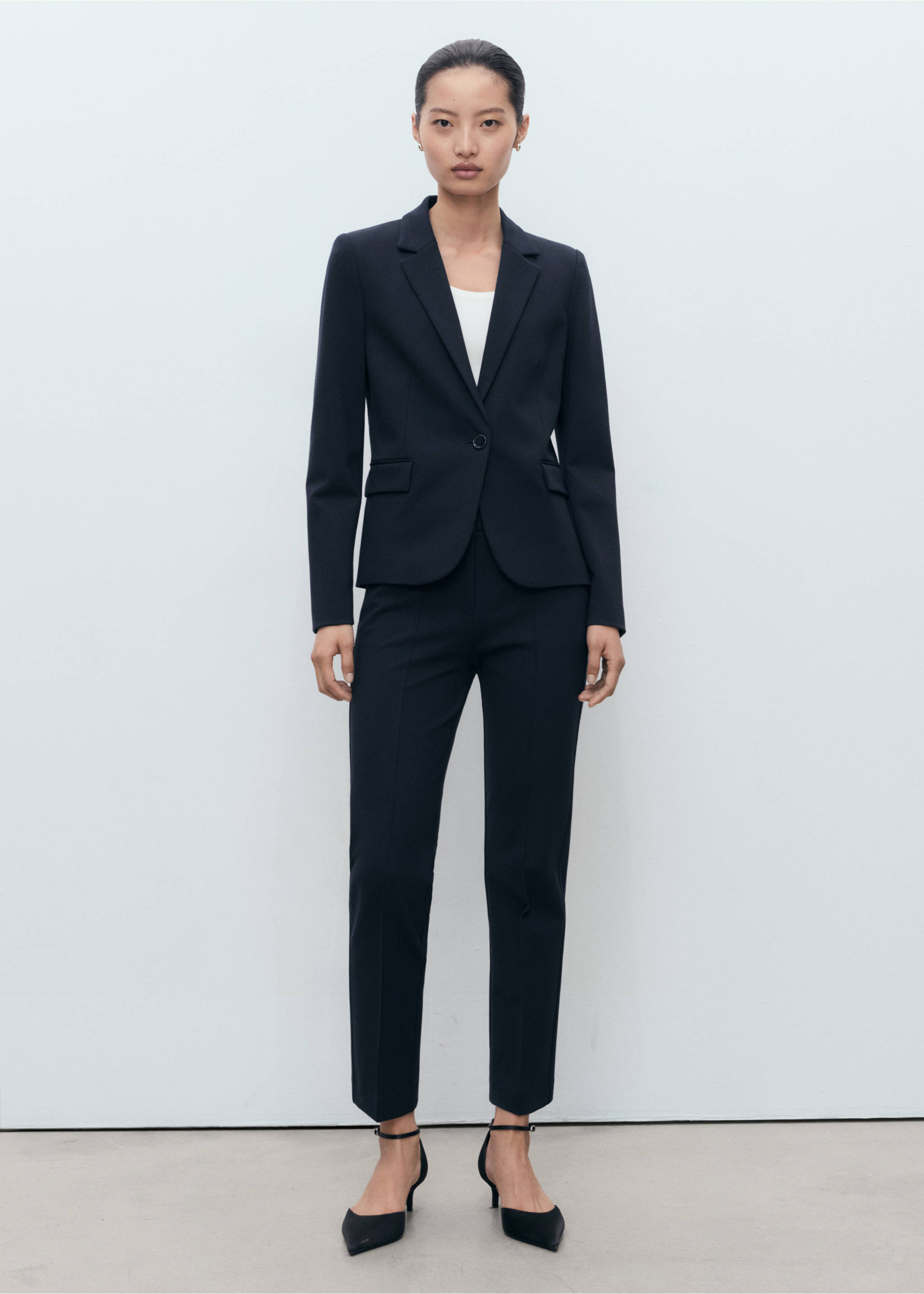 Blazer costume cintré - Plan général, Bleu marine foncé. Ref: 17035807-00.