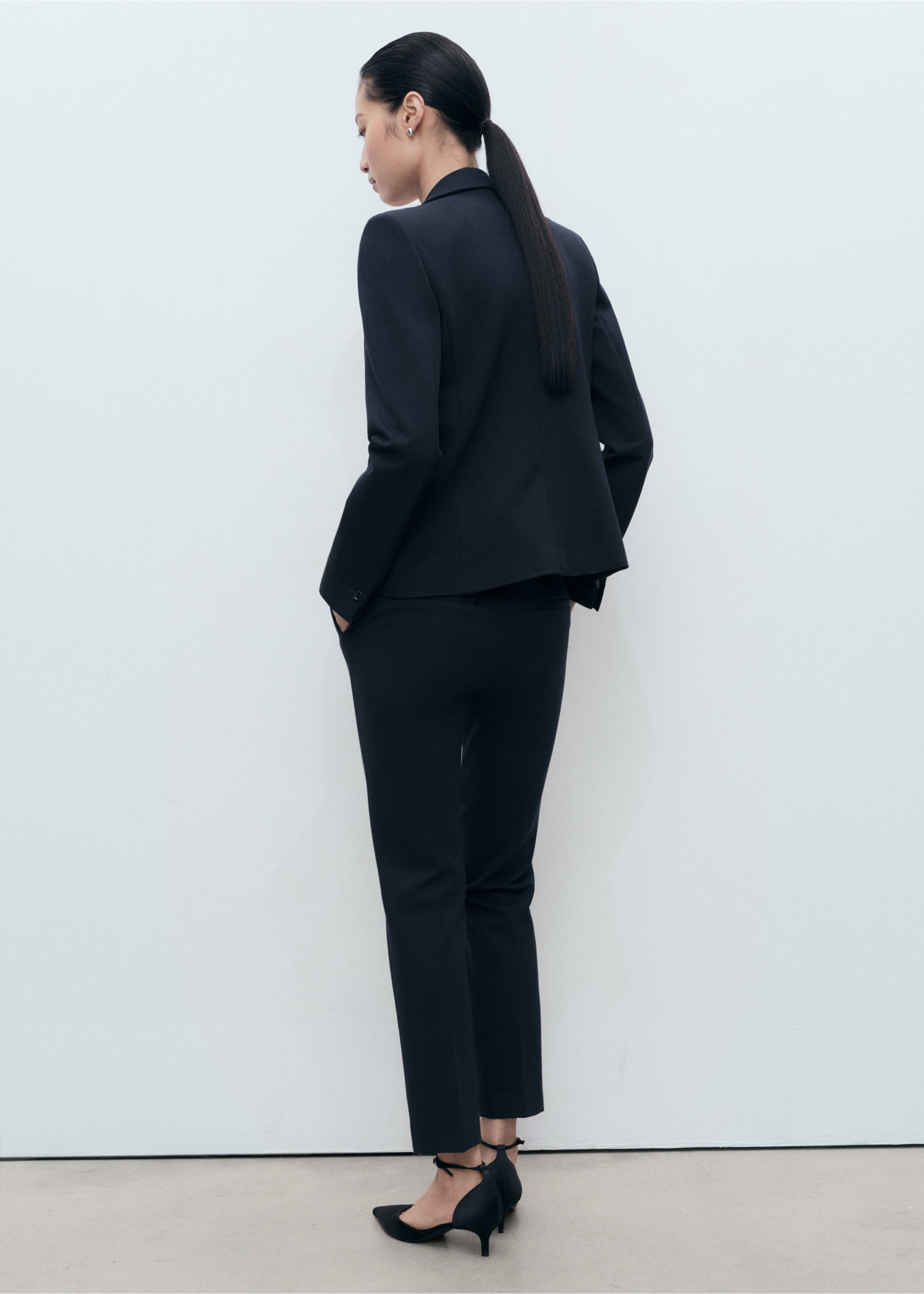 Blazer costume cintré - Verso de l’article, Bleu marine foncé. Ref: 17035807-00.