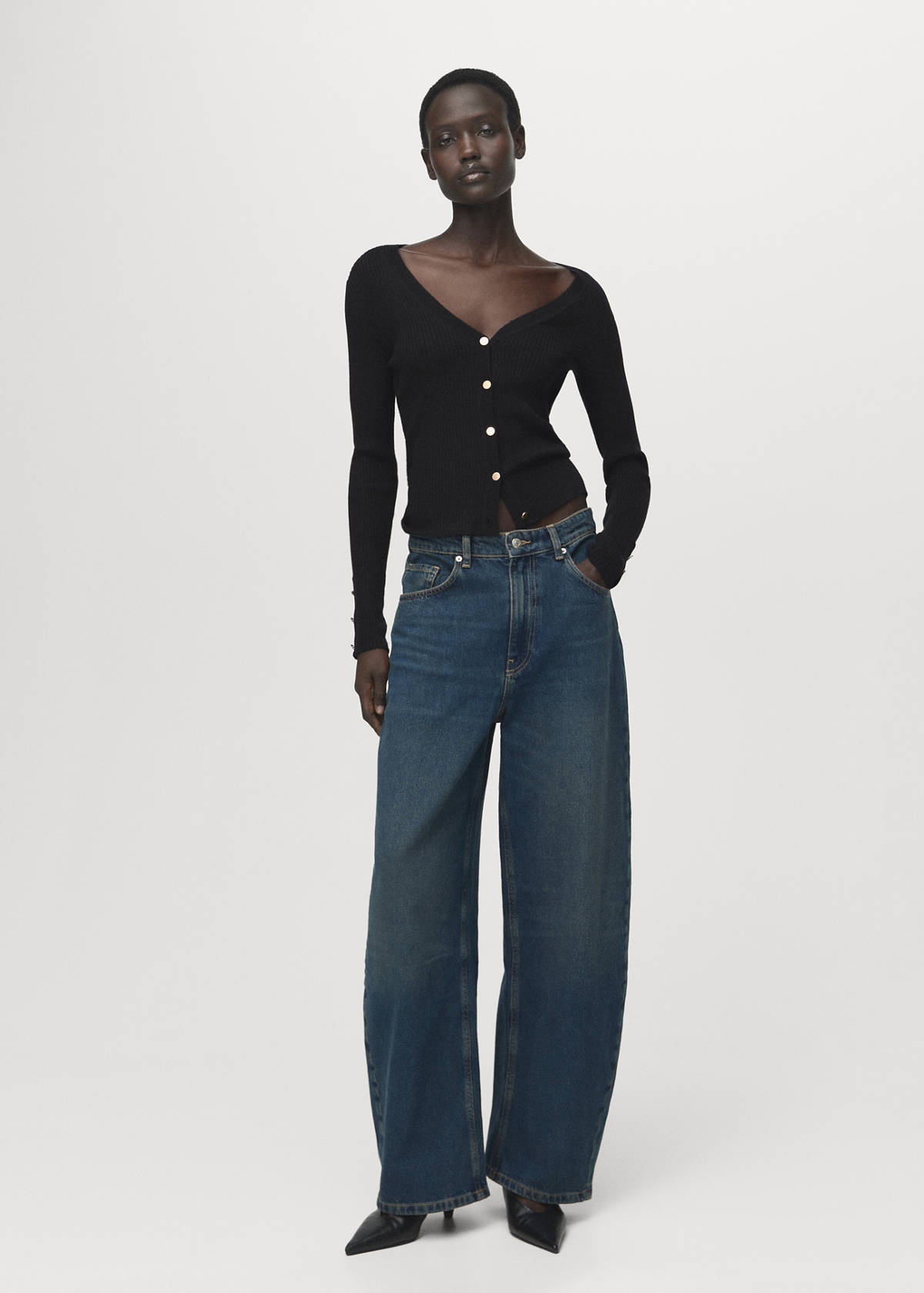 Ribbed buttoned cardigan — Black