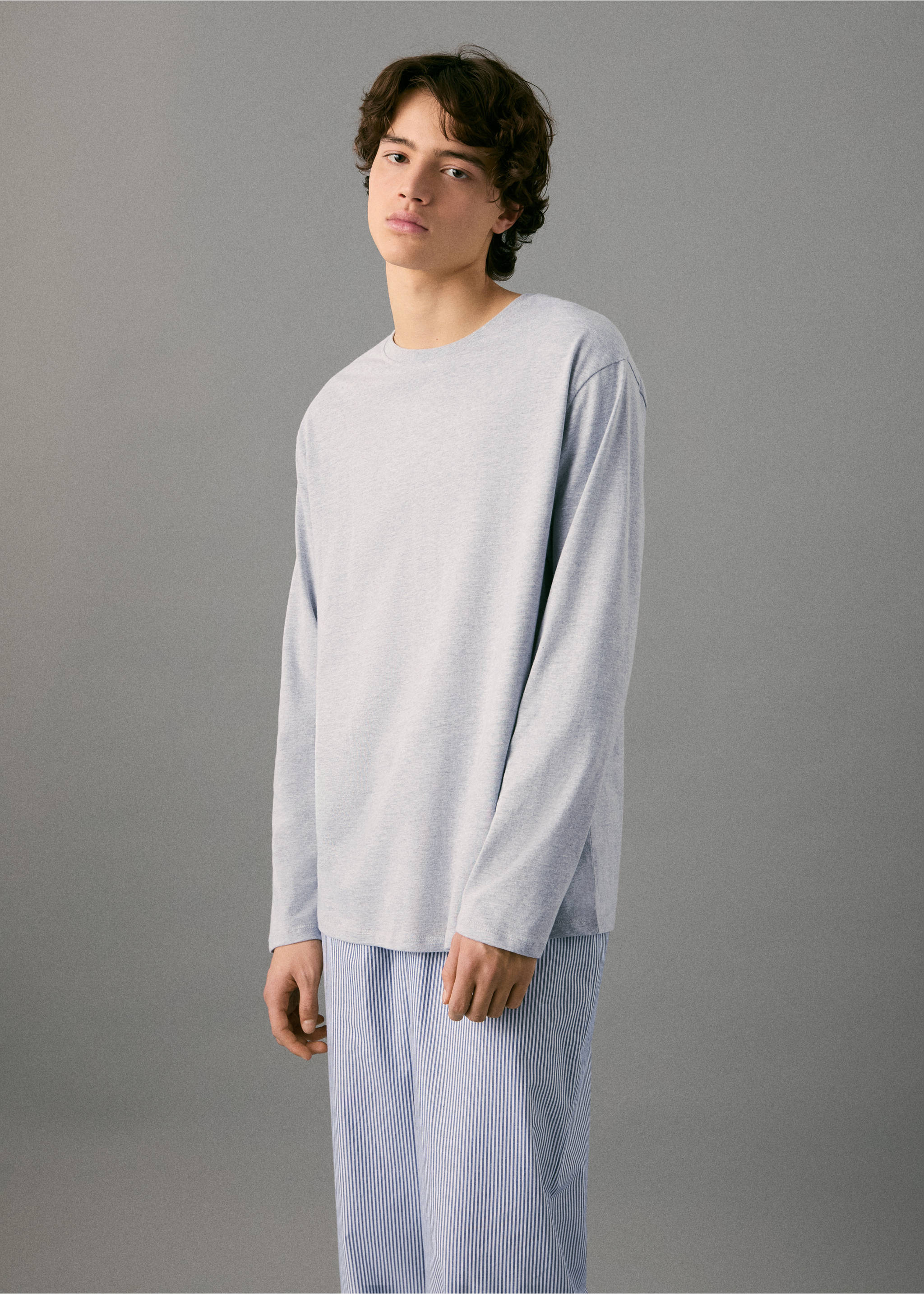 Pack pijama largo - Plano medio, Gris claro vigoré. Ref: 17035824-00.