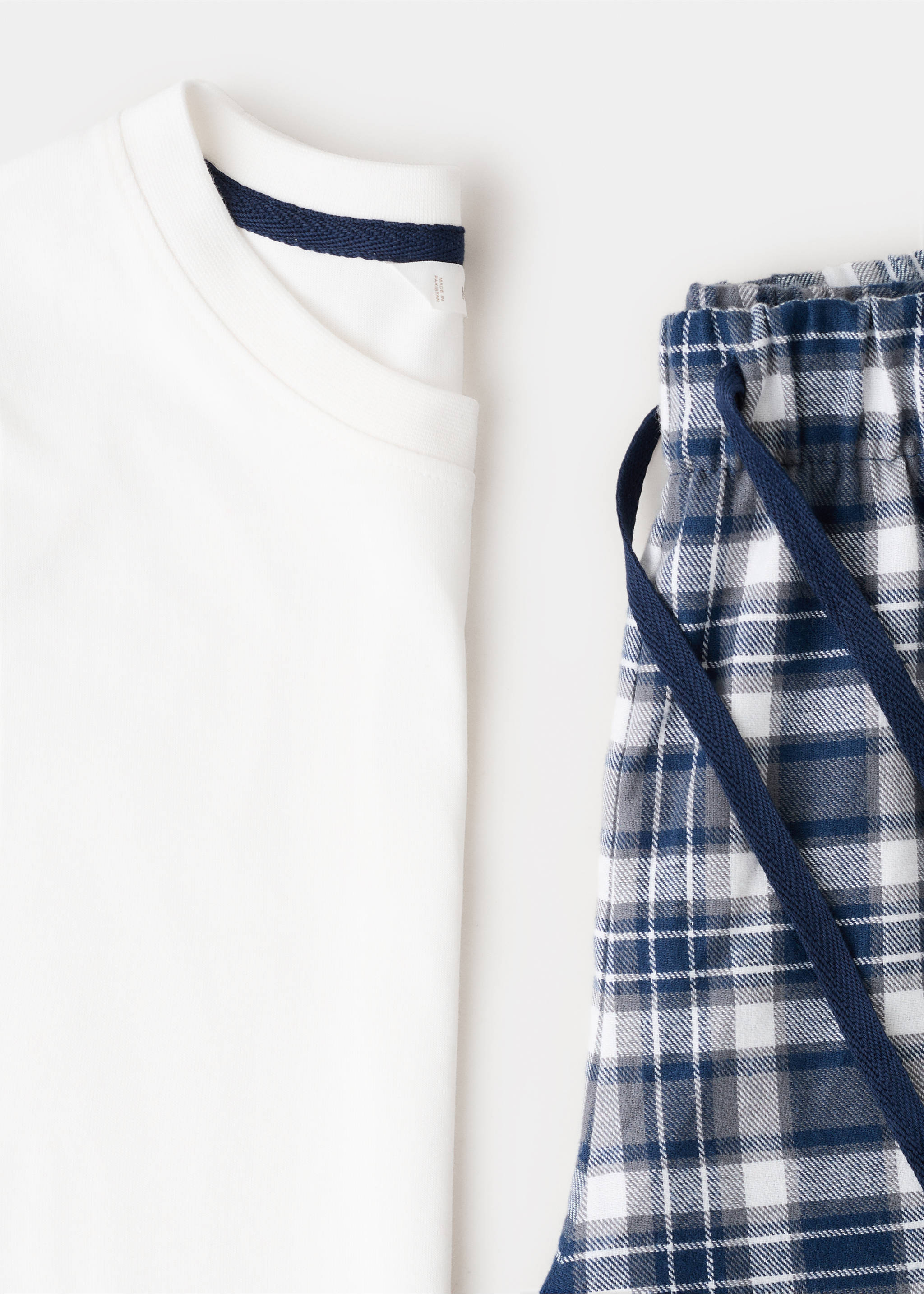 Pijama largo cuadros - Detalle del artículo 8, Blanco roto. Ref: 17035825-00.