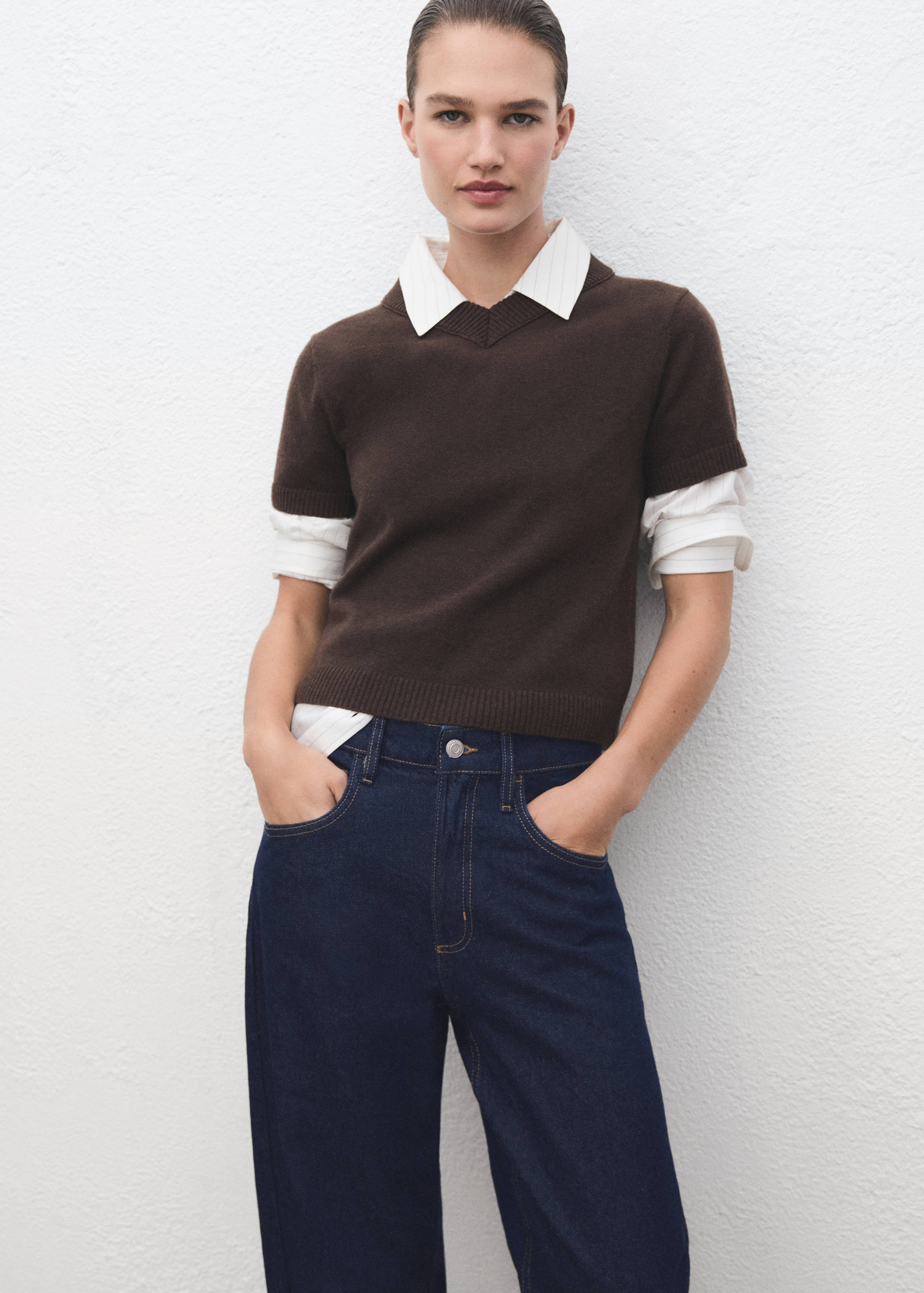 High-waisted barrel jeans - Details of the article 1