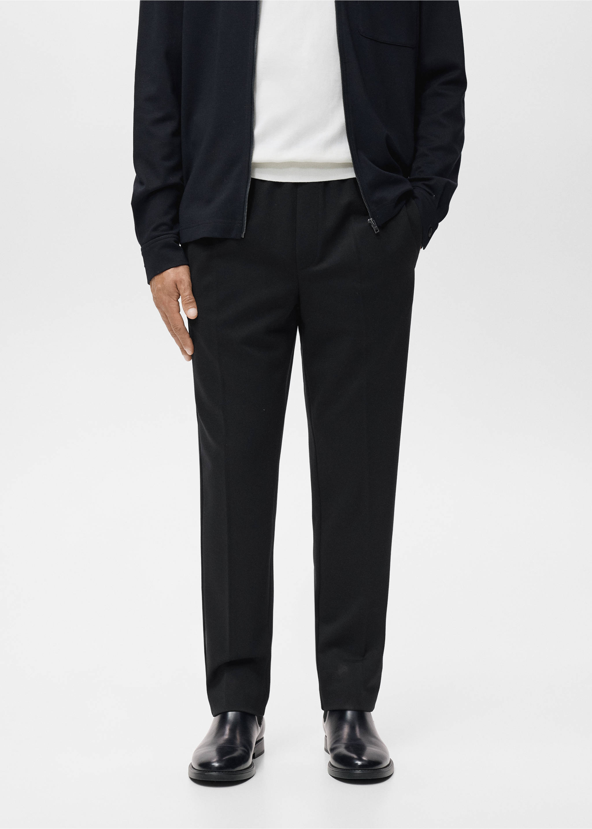 Pantalón jogger cintura elástica - Plano medio, Negro. Ref: 17035979-00.