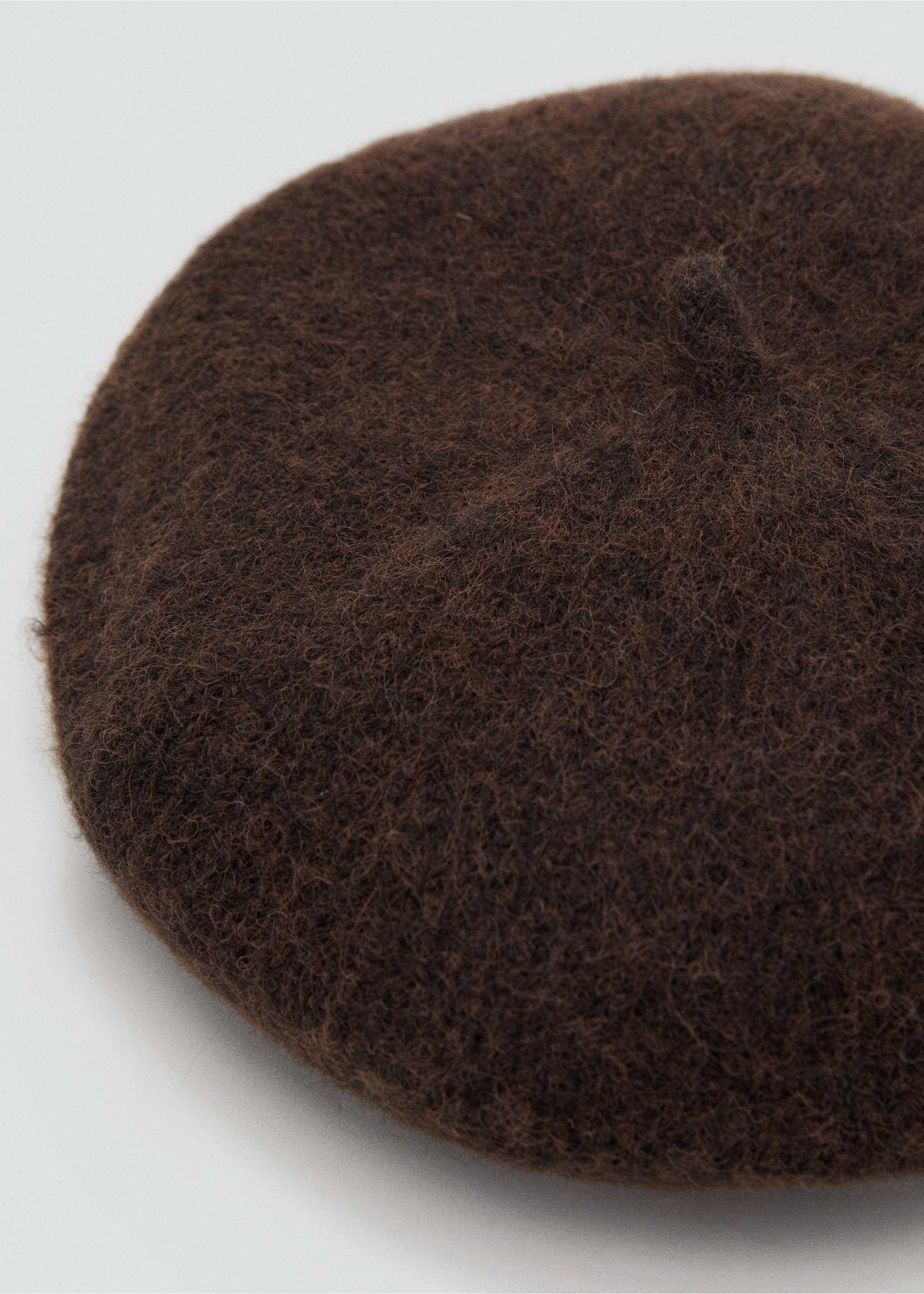 Béret maille - Plan moyen, Chocolat. Ref: 17035989-00.