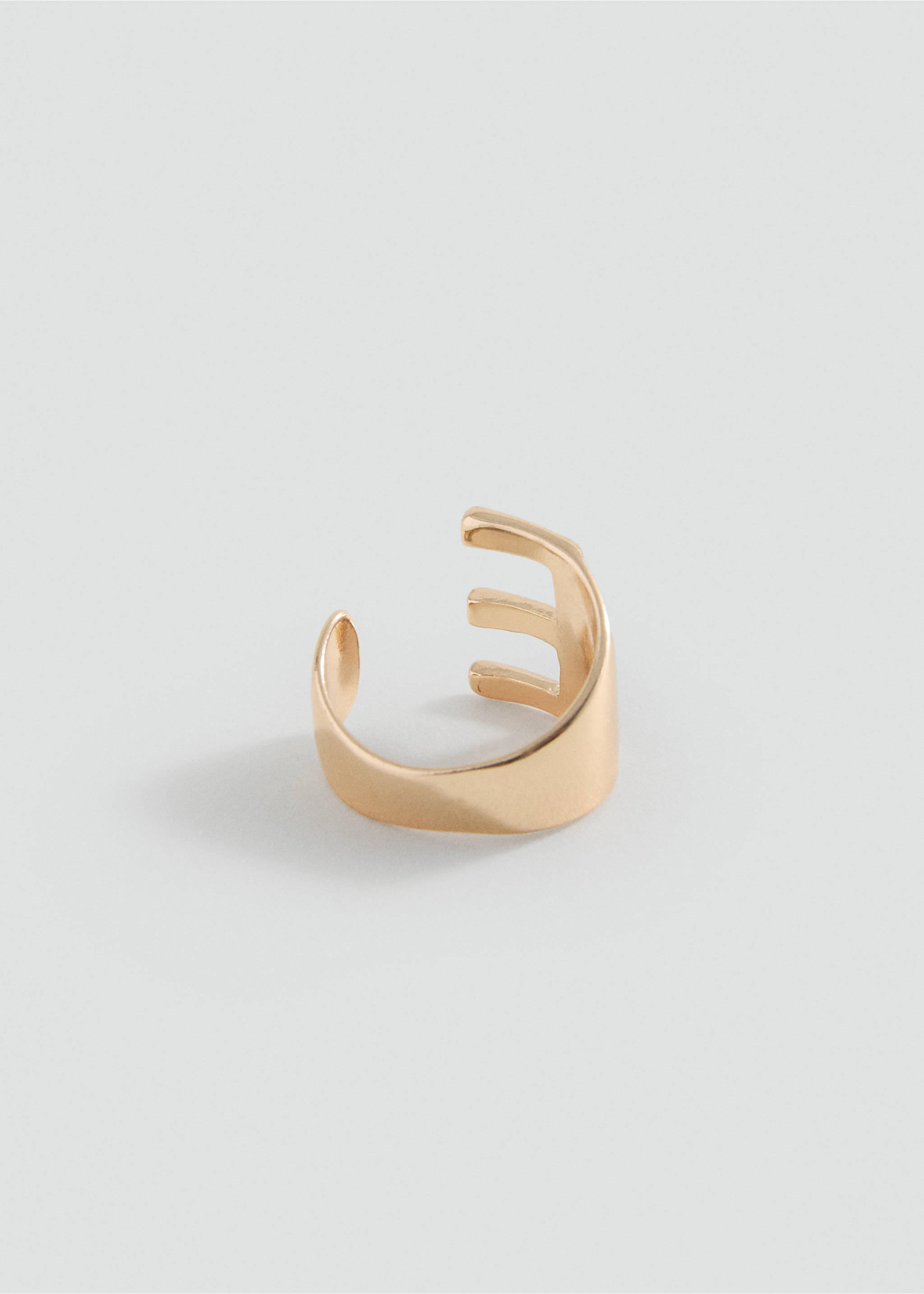 Anillo diseño letra - Plano medio, Oro. Ref: 17035993-00.